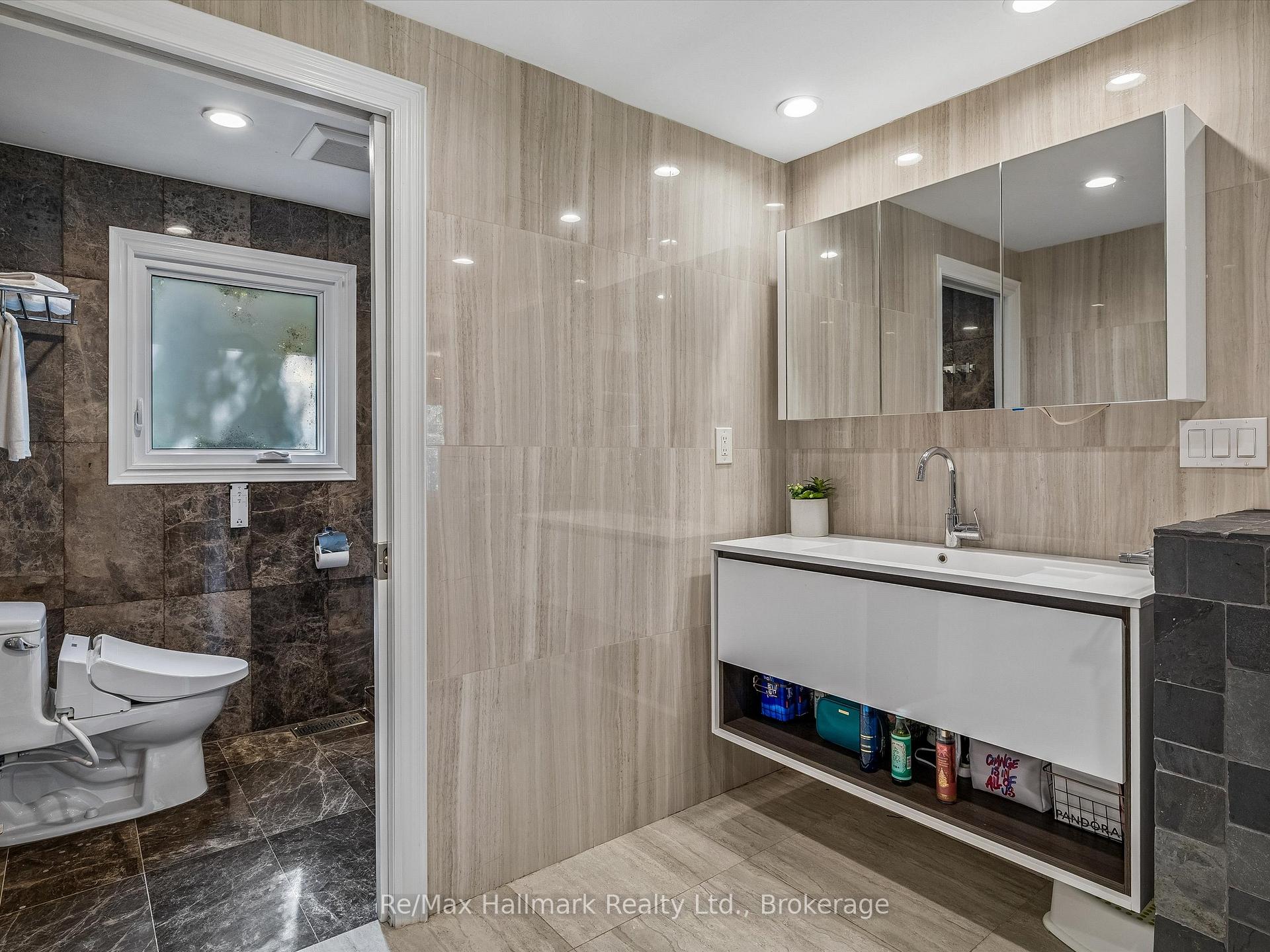 Photo 36 of 2194 Constance Drive, Oakville, Ford — HOMEH