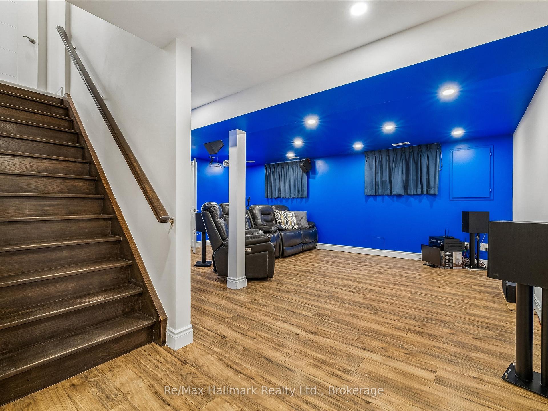 Photo 39 of 2194 Constance Drive, Oakville, Ford — HOMEH