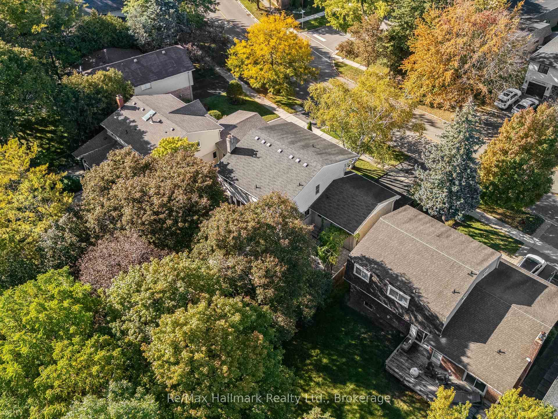 Photo 55 of 2194 Constance Drive, Oakville, Ford — HOMEH