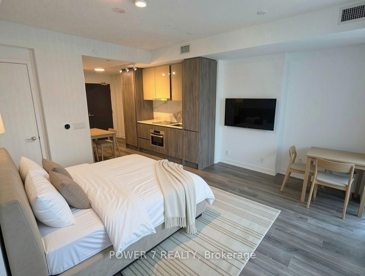 Photo 12 of Unit 1911, 180 Front Street E, Toronto, Moss Park — HOMEH