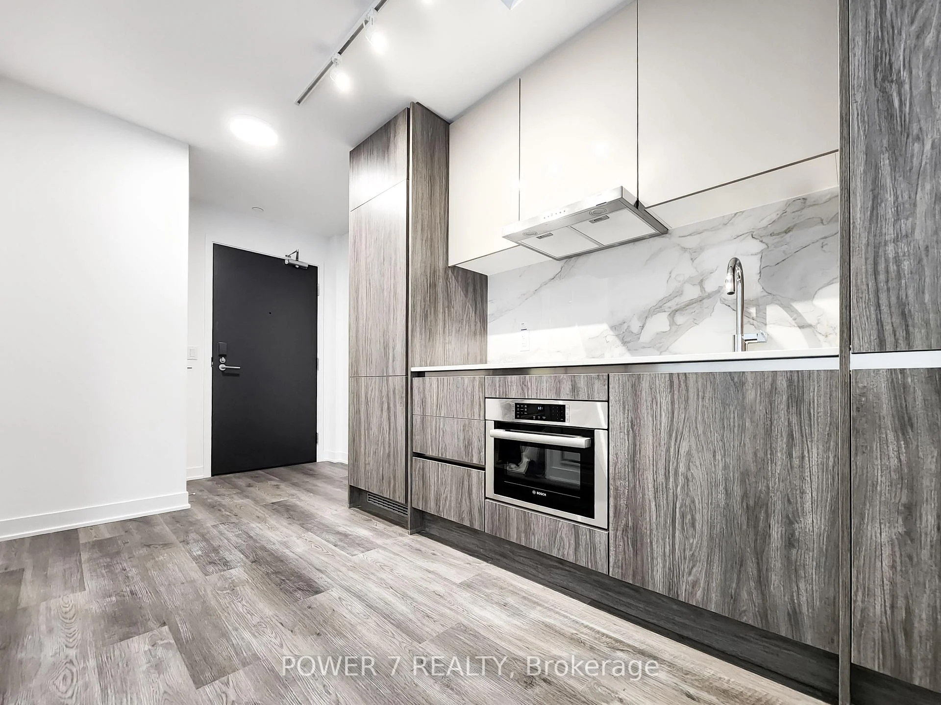 Photo 3 of Unit 1911, 180 Front Street E, Toronto, Moss Park — HOMEH