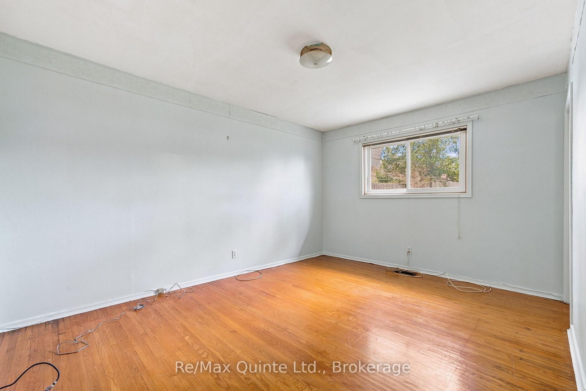 Photo 21 of 51 Keller Drive, Belleville, Belleville Ward — HOMEH