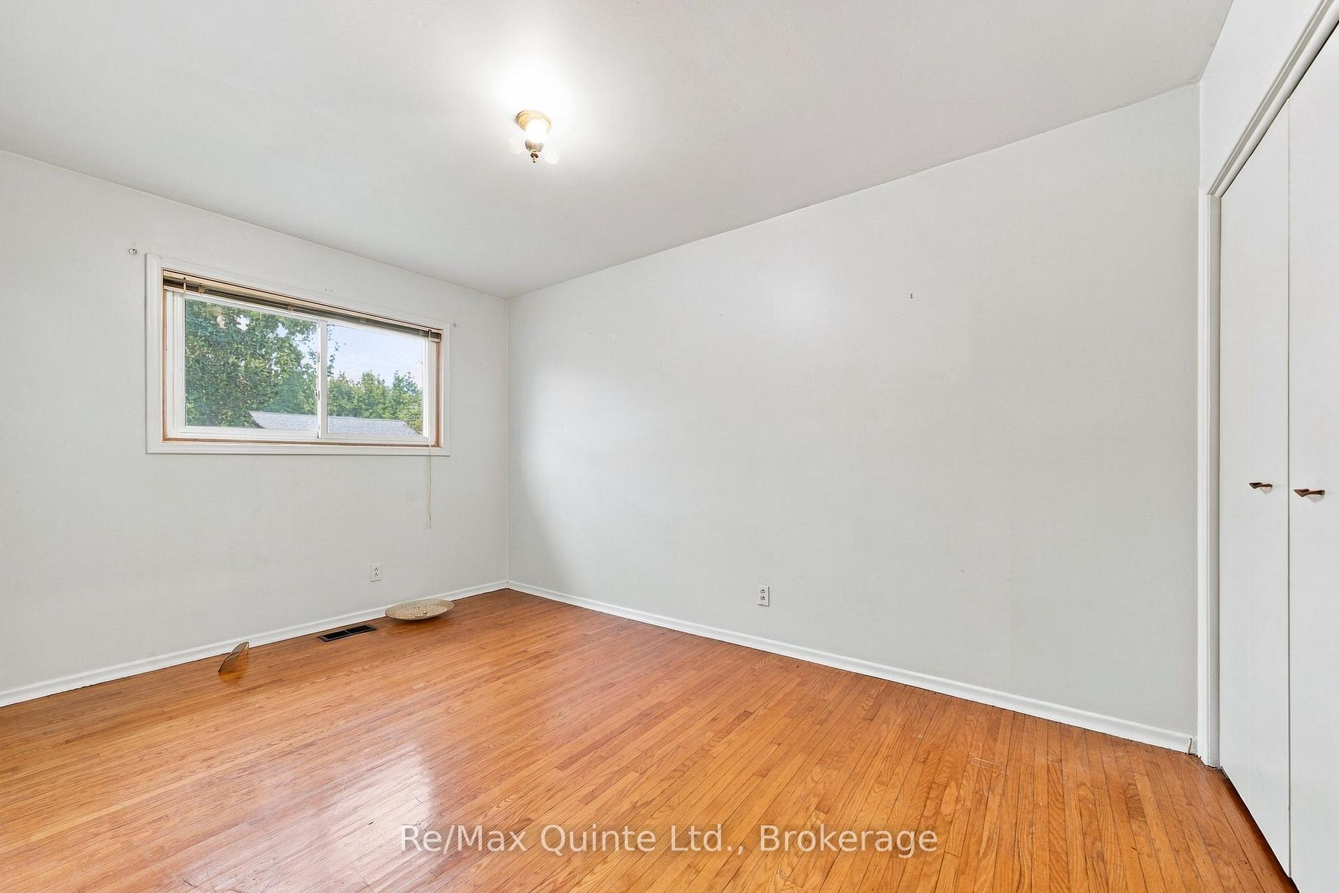 Photo 26 of 51 Keller Drive, Belleville, Belleville Ward — HOMEH