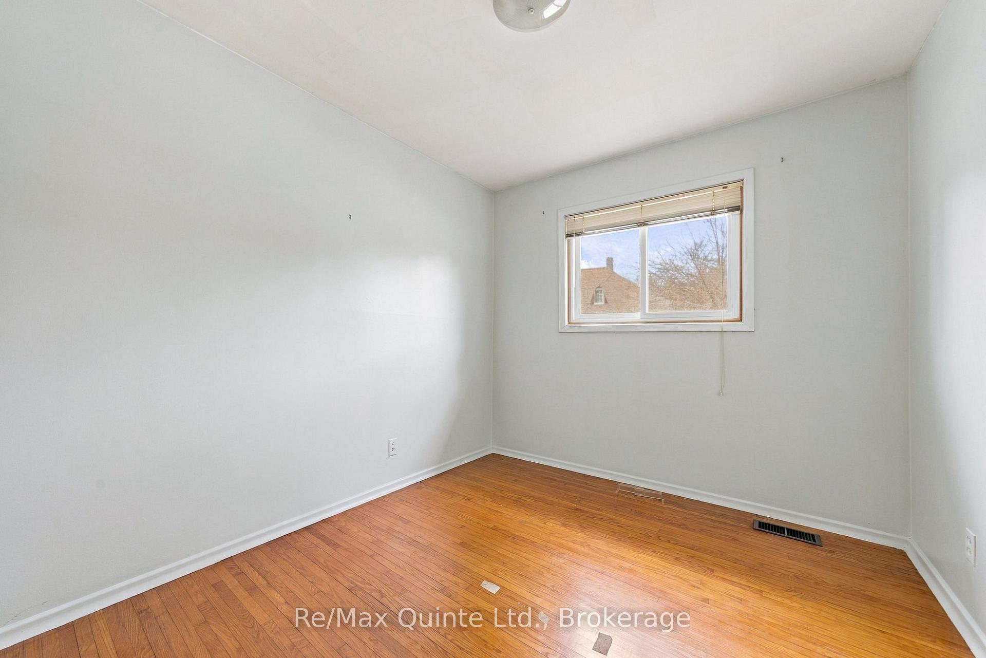 Photo 28 of 51 Keller Drive, Belleville, Belleville Ward — HOMEH