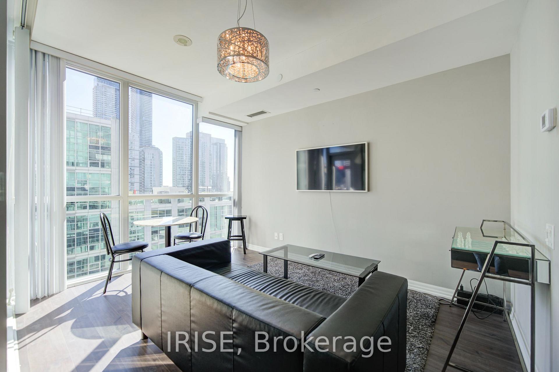 Photo 10 of Unit 1207, 88 Blue Jays Way, Toronto, Waterfront Communities — HOMEH