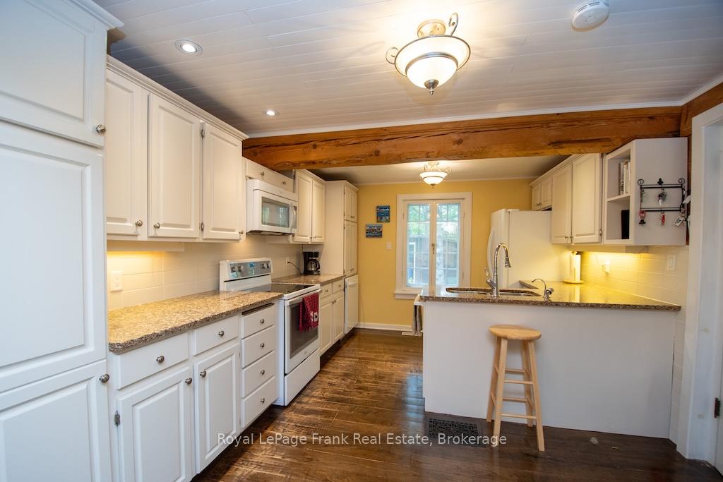Photo 17 of 3719 County Rd 507, Trent Lakes — HOMEH