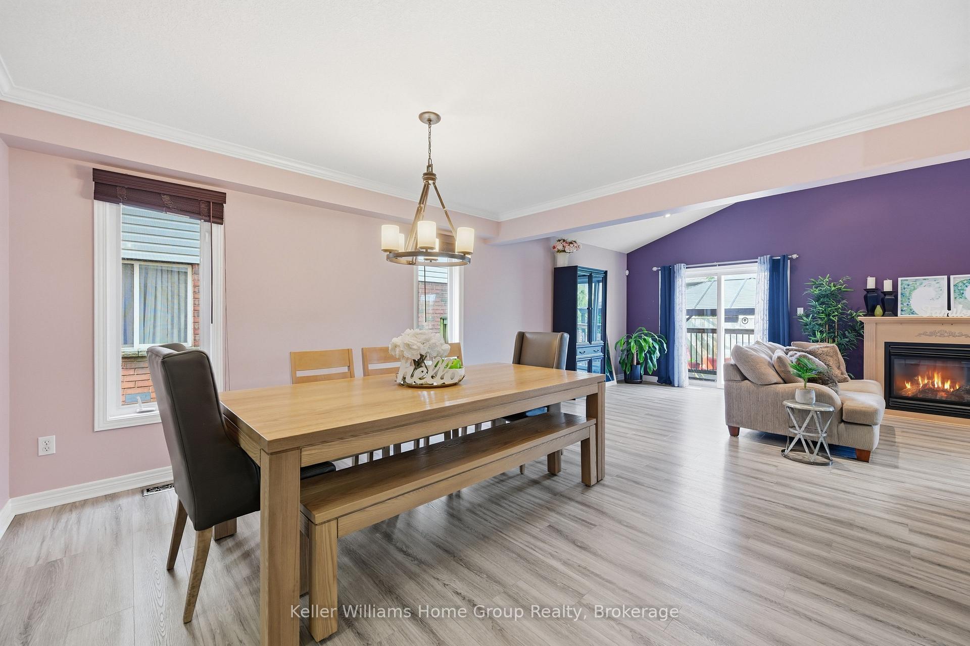Photo 6 of 31 Vinifera Drive, Grimsby, Grimsby East — HOMEH
