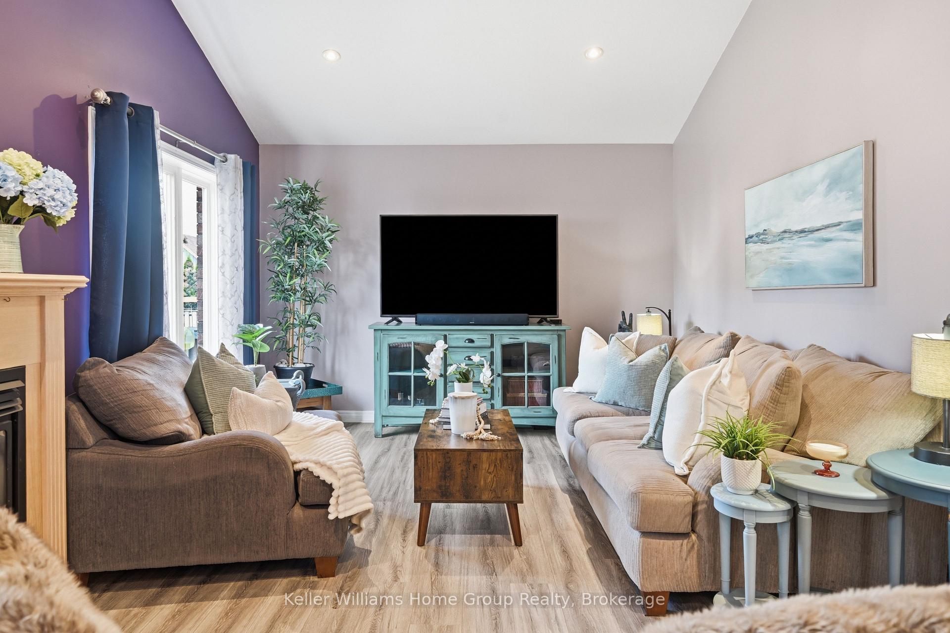 Photo 15 of 31 Vinifera Drive, Grimsby, Grimsby East — HOMEH