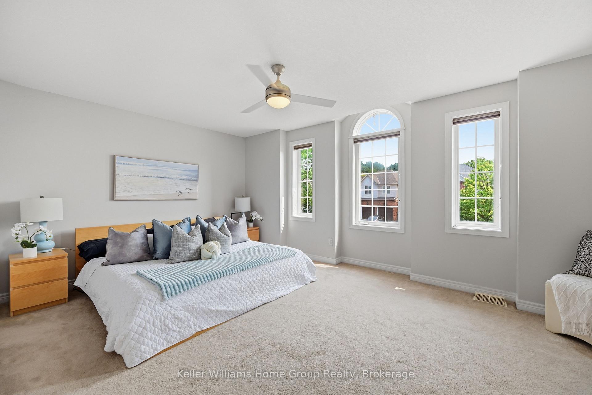 Photo 23 of 31 Vinifera Drive, Grimsby, Grimsby East — HOMEH