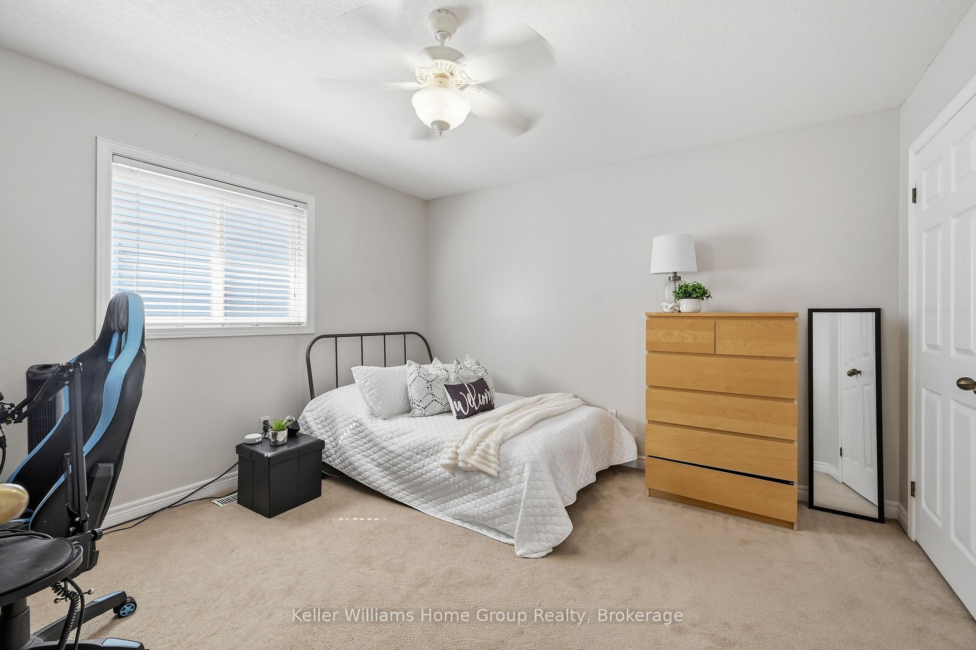 Photo 29 of 31 Vinifera Drive, Grimsby, Grimsby East — HOMEH