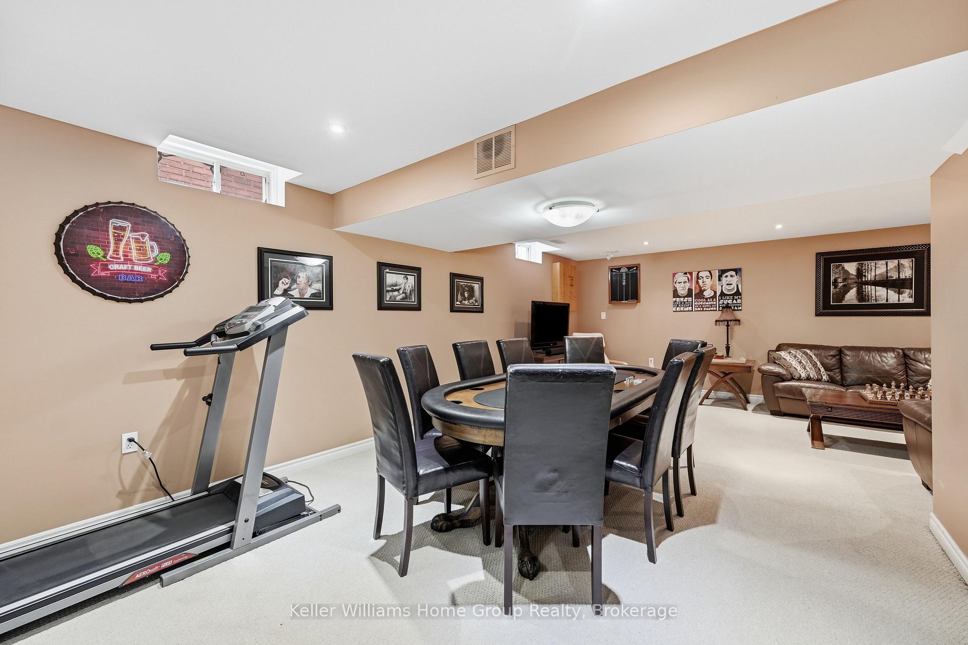 Photo 35 of 31 Vinifera Drive, Grimsby, Grimsby East — HOMEH