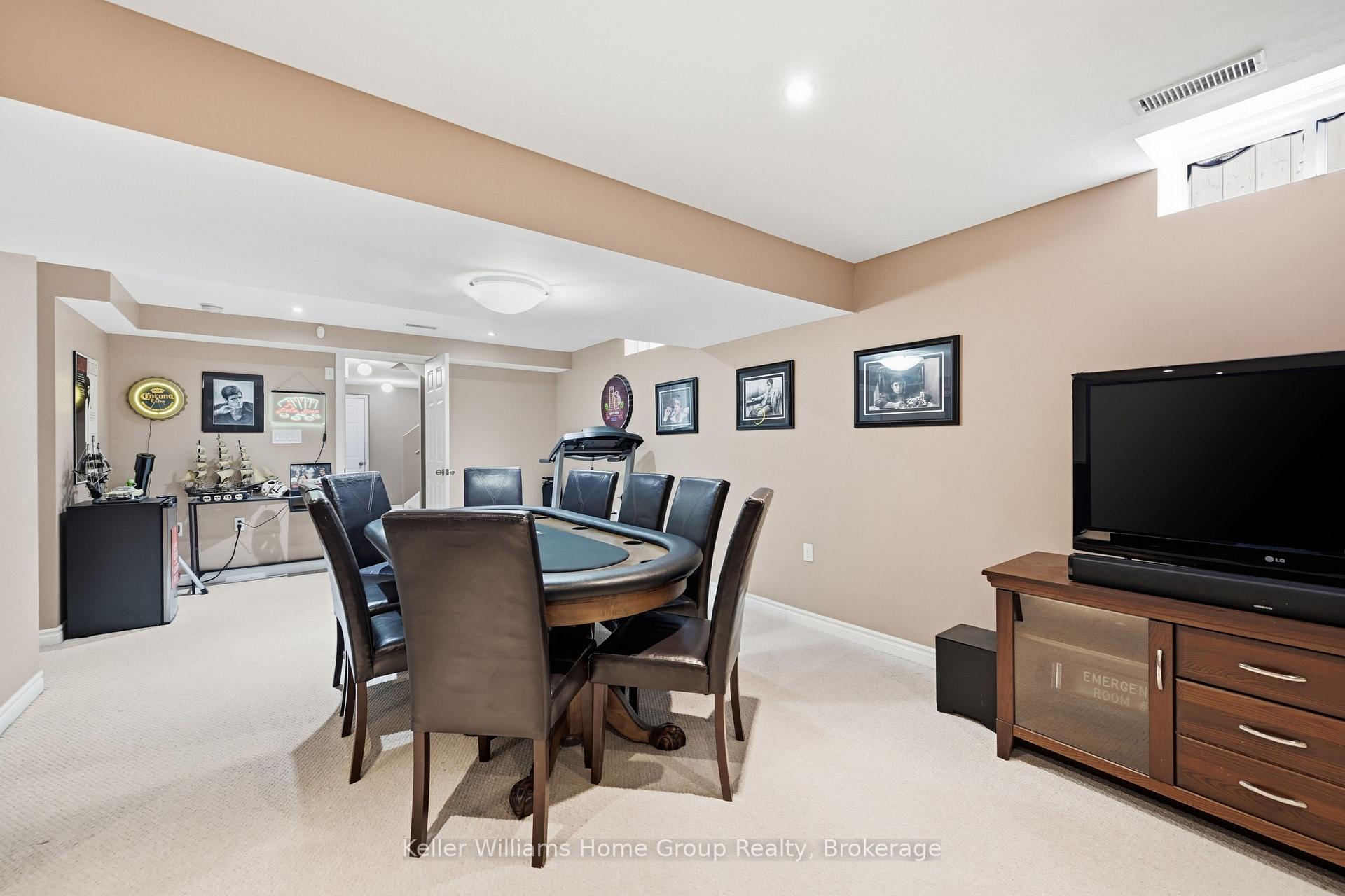 Photo 36 of 31 Vinifera Drive, Grimsby, Grimsby East — HOMEH
