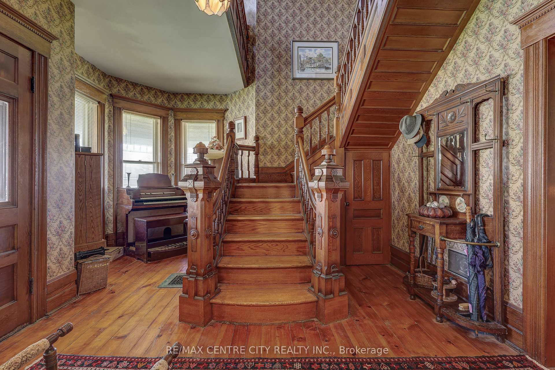 Photo 6 of 9321 Richmond Road, Bayham, Richmond — HOMEH