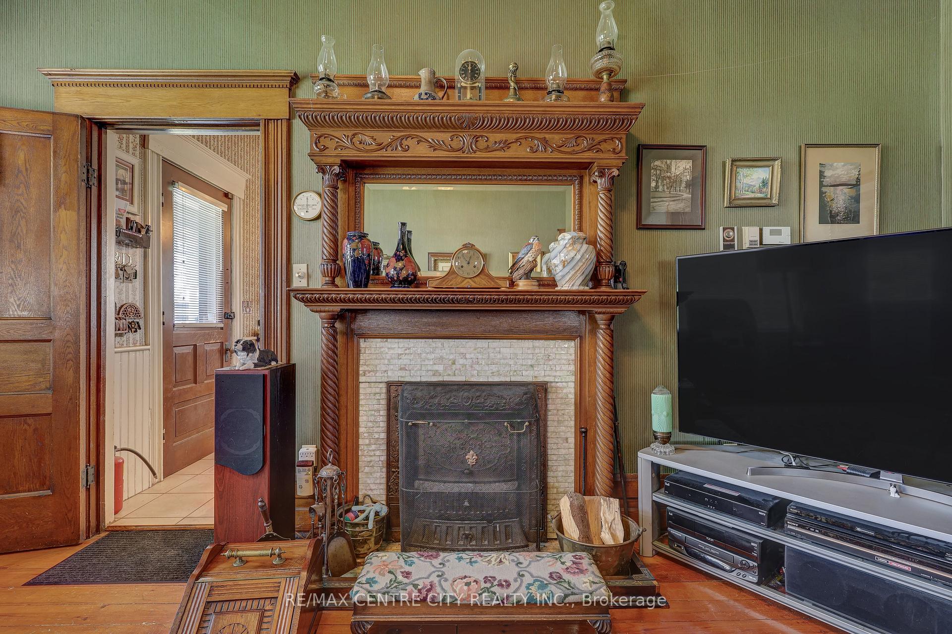 Photo 16 of 9321 Richmond Road, Bayham, Richmond — HOMEH