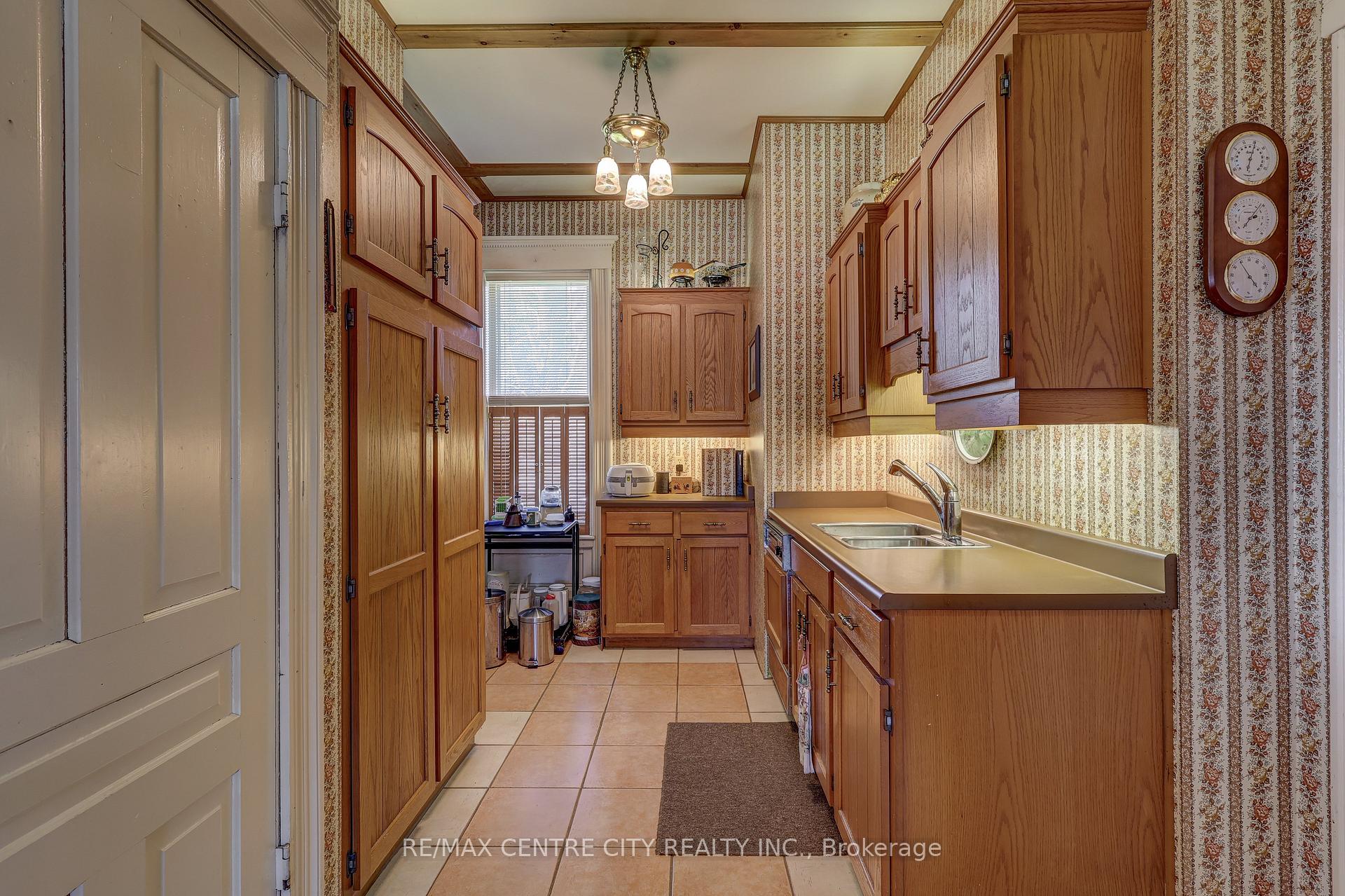 Photo 21 of 9321 Richmond Road, Bayham, Richmond — HOMEH