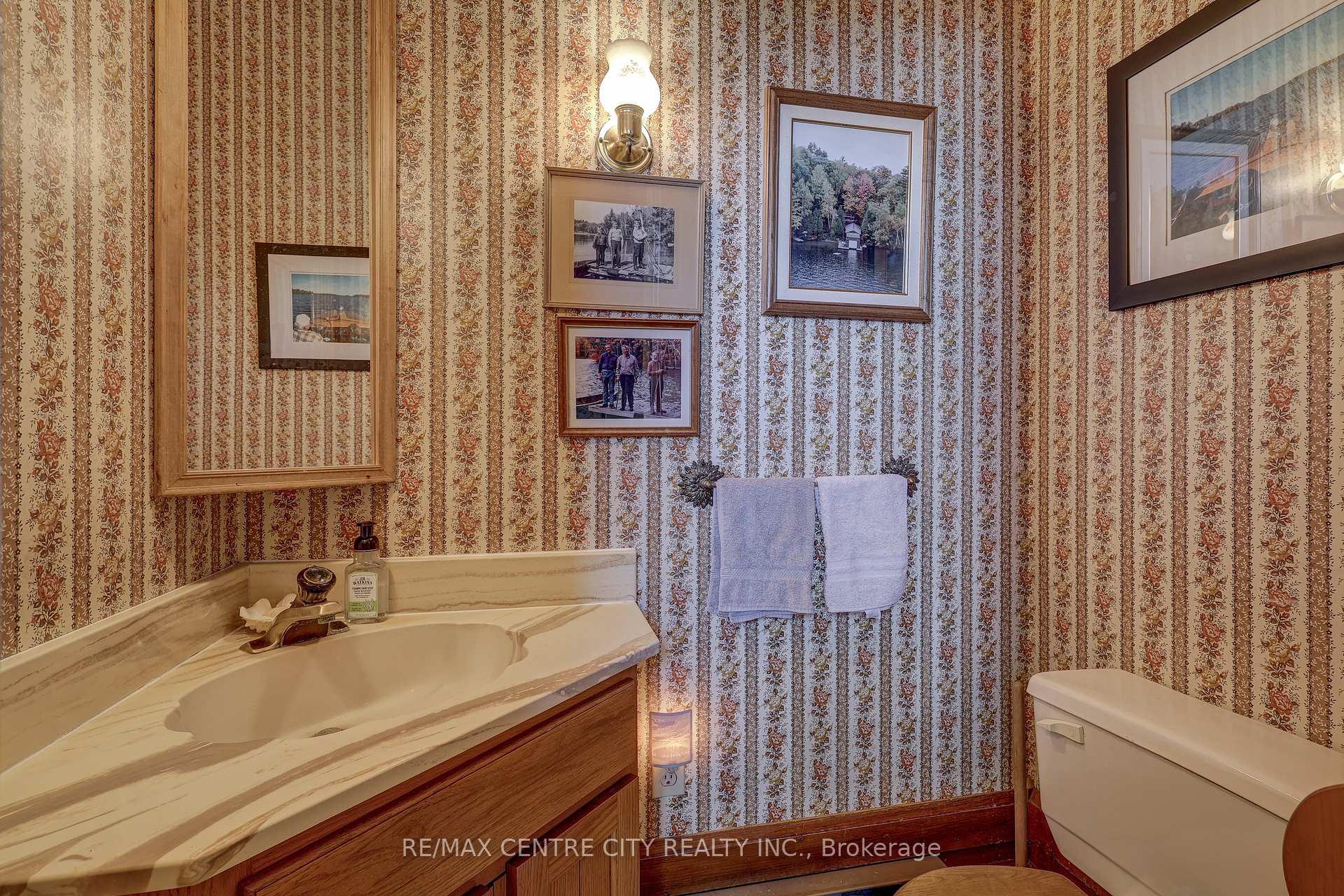 Photo 23 of 9321 Richmond Road, Bayham, Richmond — HOMEH