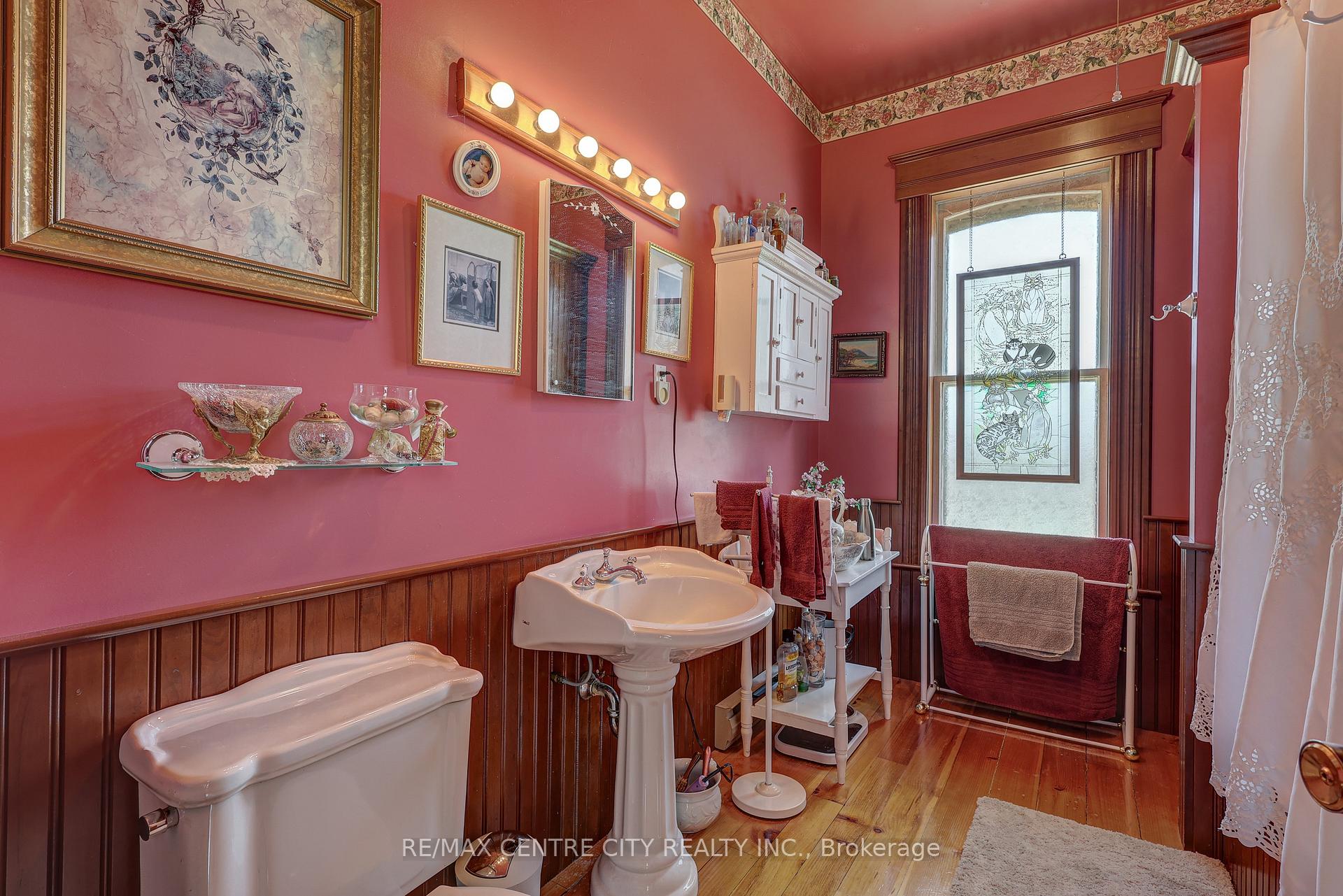 Photo 35 of 9321 Richmond Road, Bayham, Richmond — HOMEH