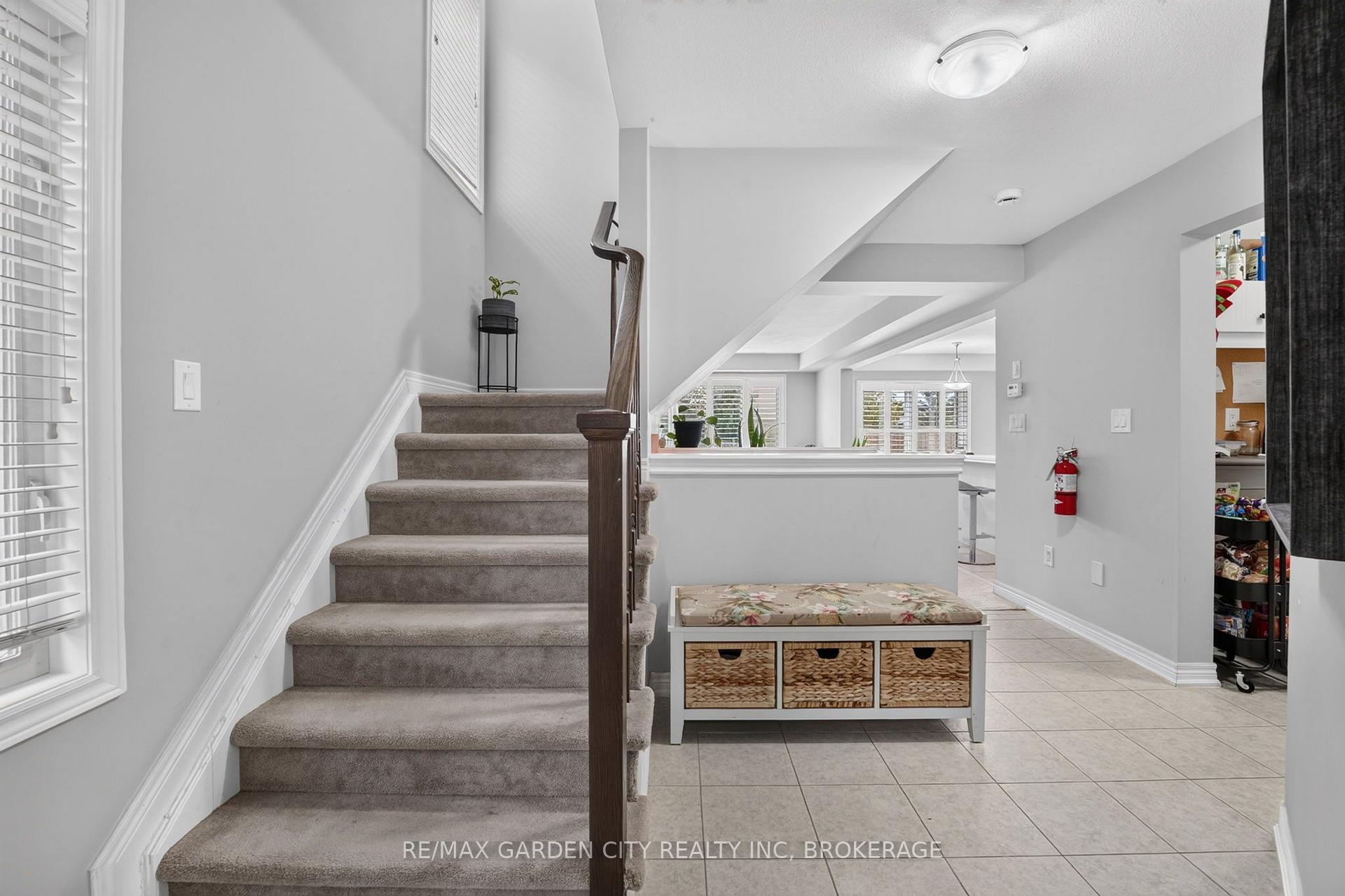 Photo 6 of 53 Elderberry Road, Thorold, Confederation Heights — HOMEH