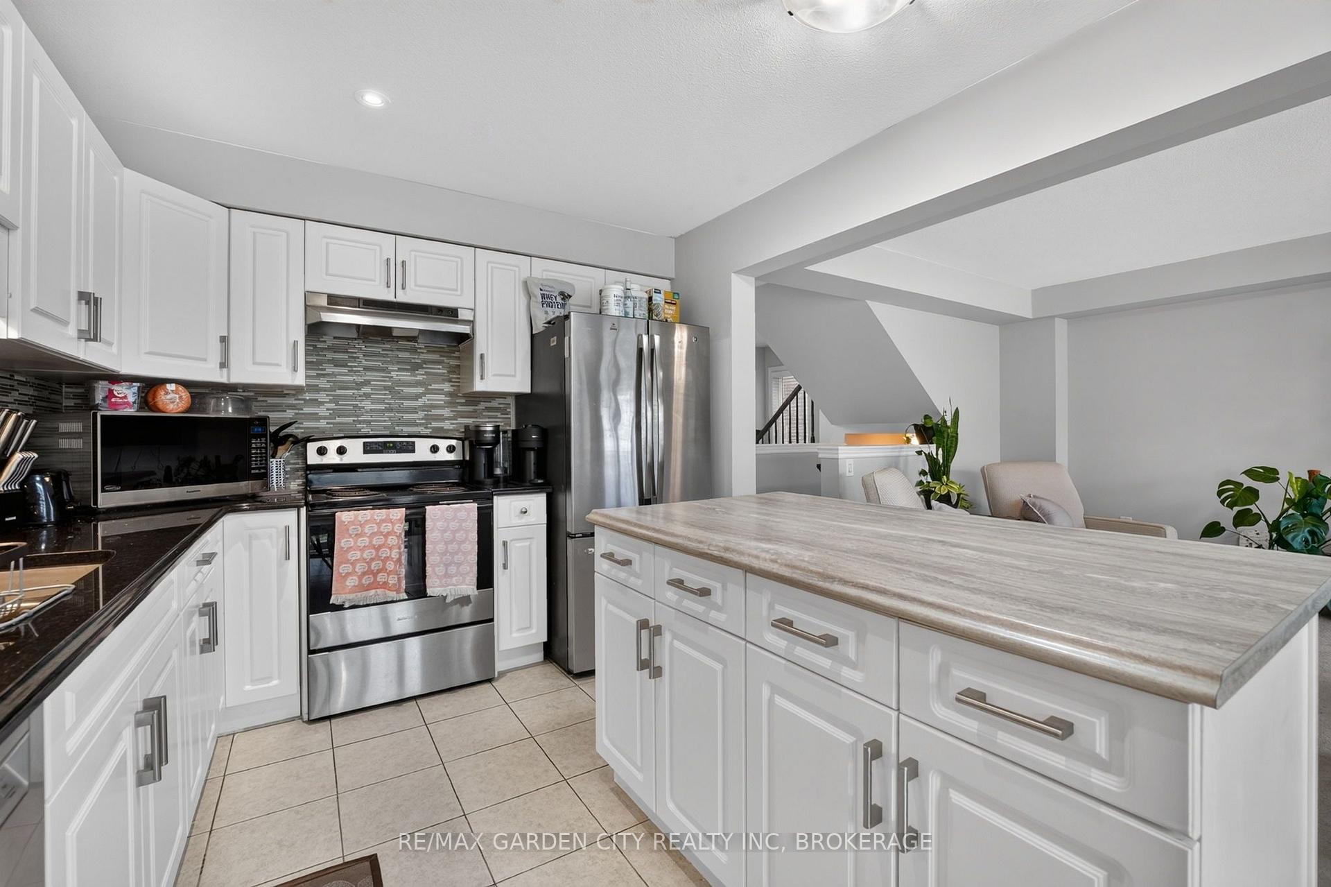 Photo 19 of 53 Elderberry Road, Thorold, Confederation Heights — HOMEH