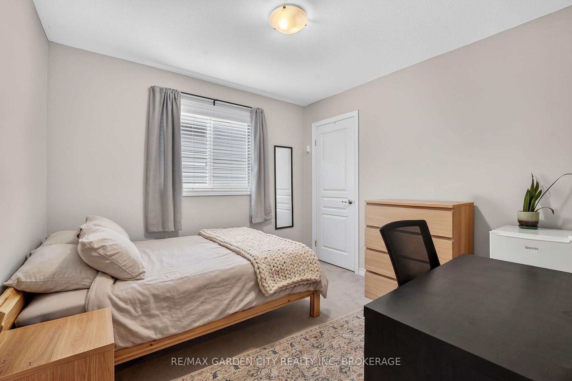 Photo 22 of 53 Elderberry Road, Thorold, Confederation Heights — HOMEH
