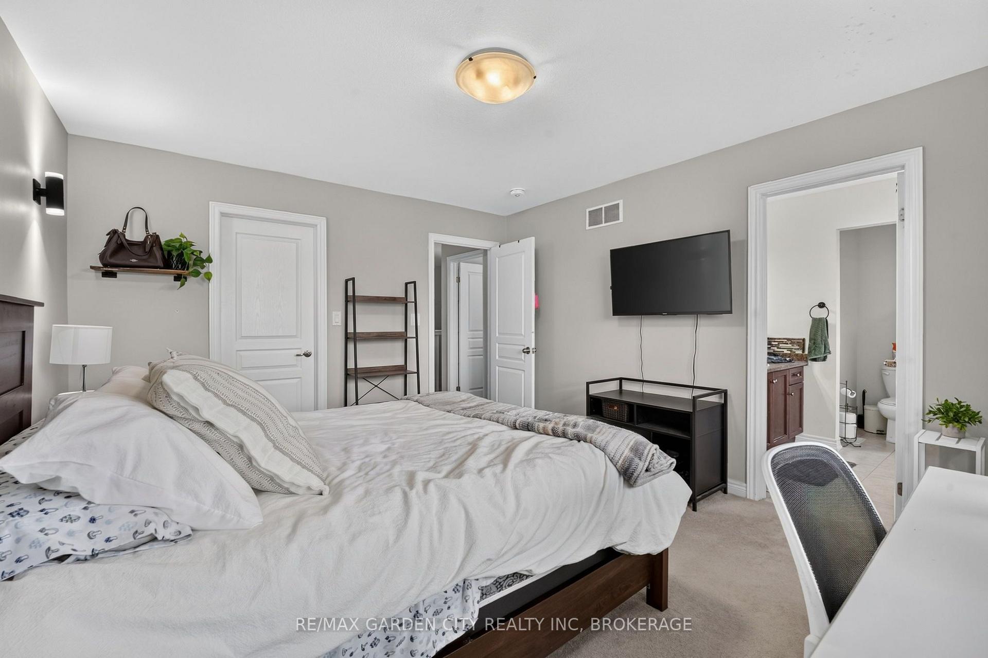 Photo 27 of 53 Elderberry Road, Thorold, Confederation Heights — HOMEH