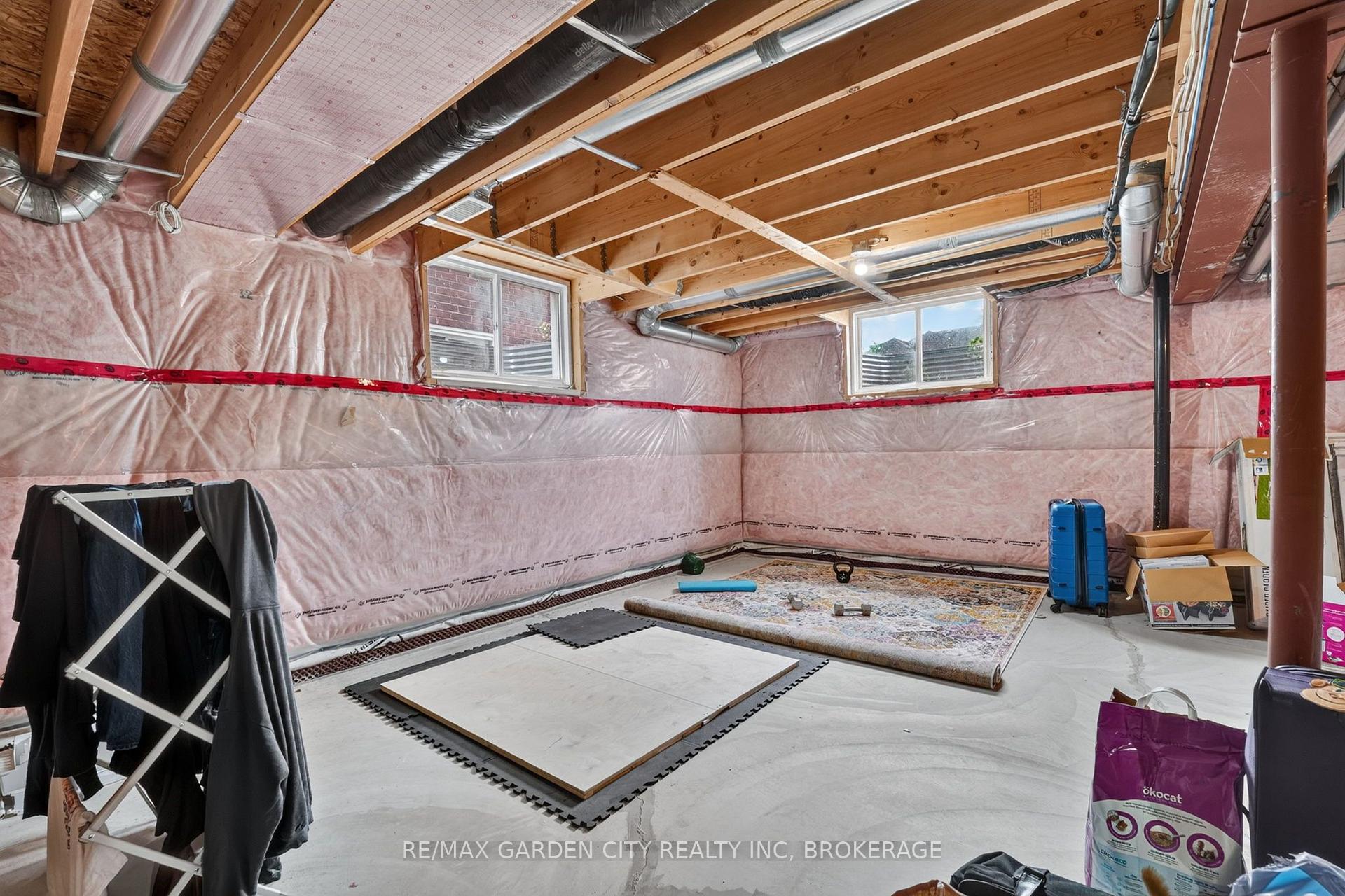 Photo 35 of 53 Elderberry Road, Thorold, Confederation Heights — HOMEH