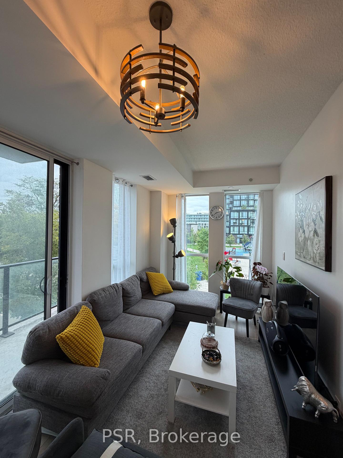 Photo 4 of Unit 211, 150 Fairview Mall Drive, North York, Don Valley Village — HOMEH