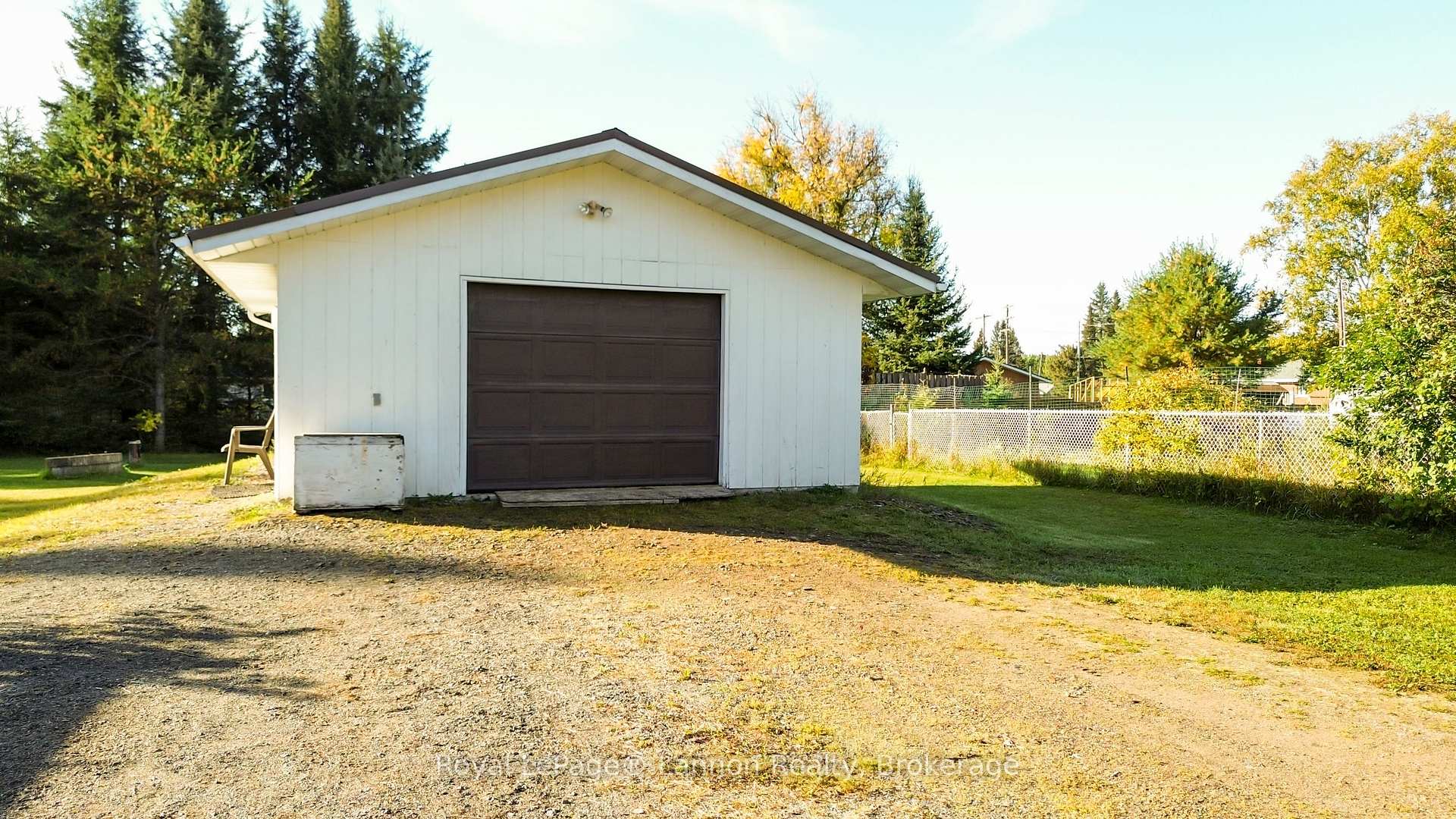 Photo 3 of 5 Martyn Drive, Oliver Paipoonge, Kakabeka Falls — HOMEH