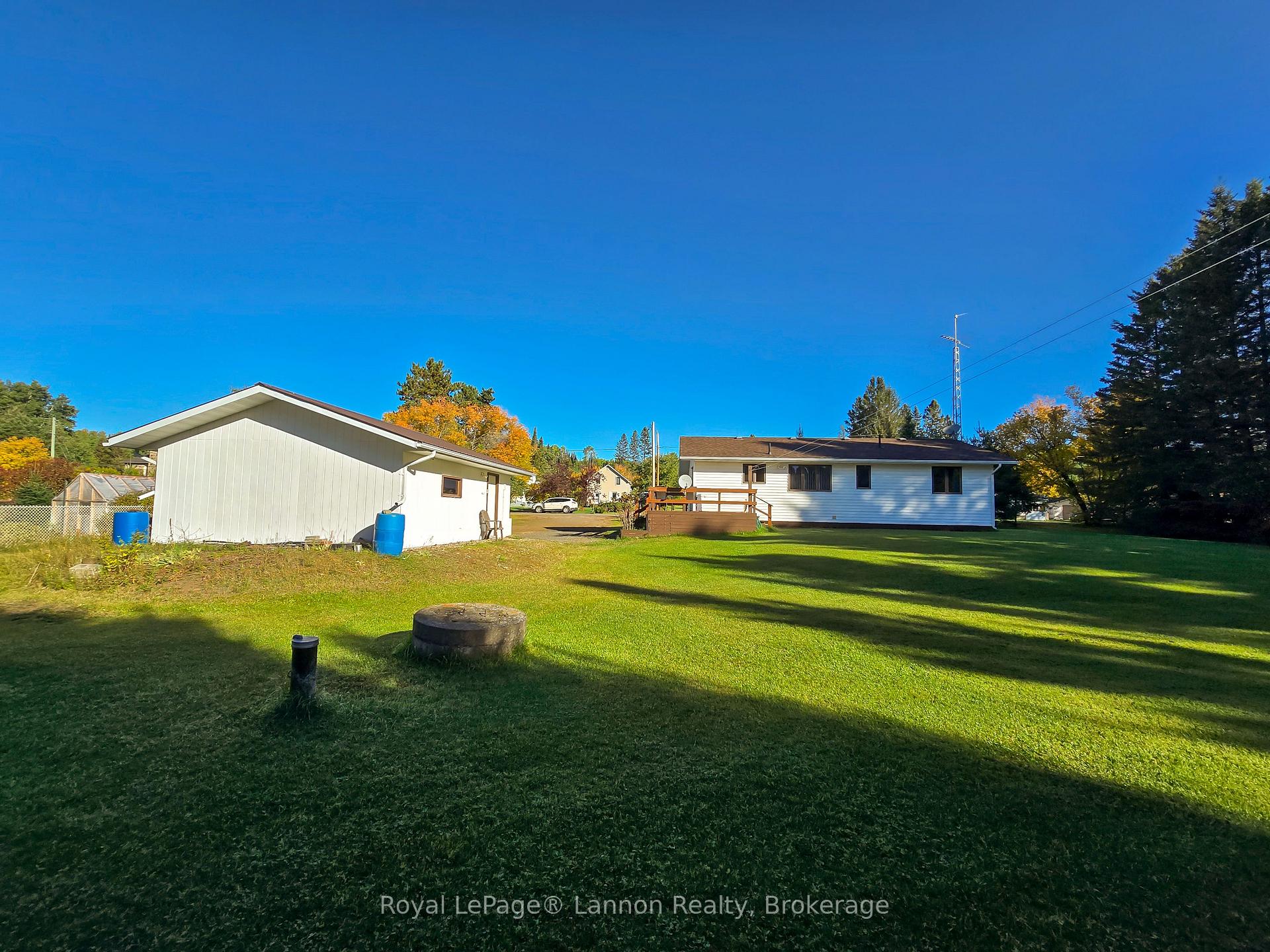 Photo 43 of 5 Martyn Drive, Oliver Paipoonge, Kakabeka Falls — HOMEH