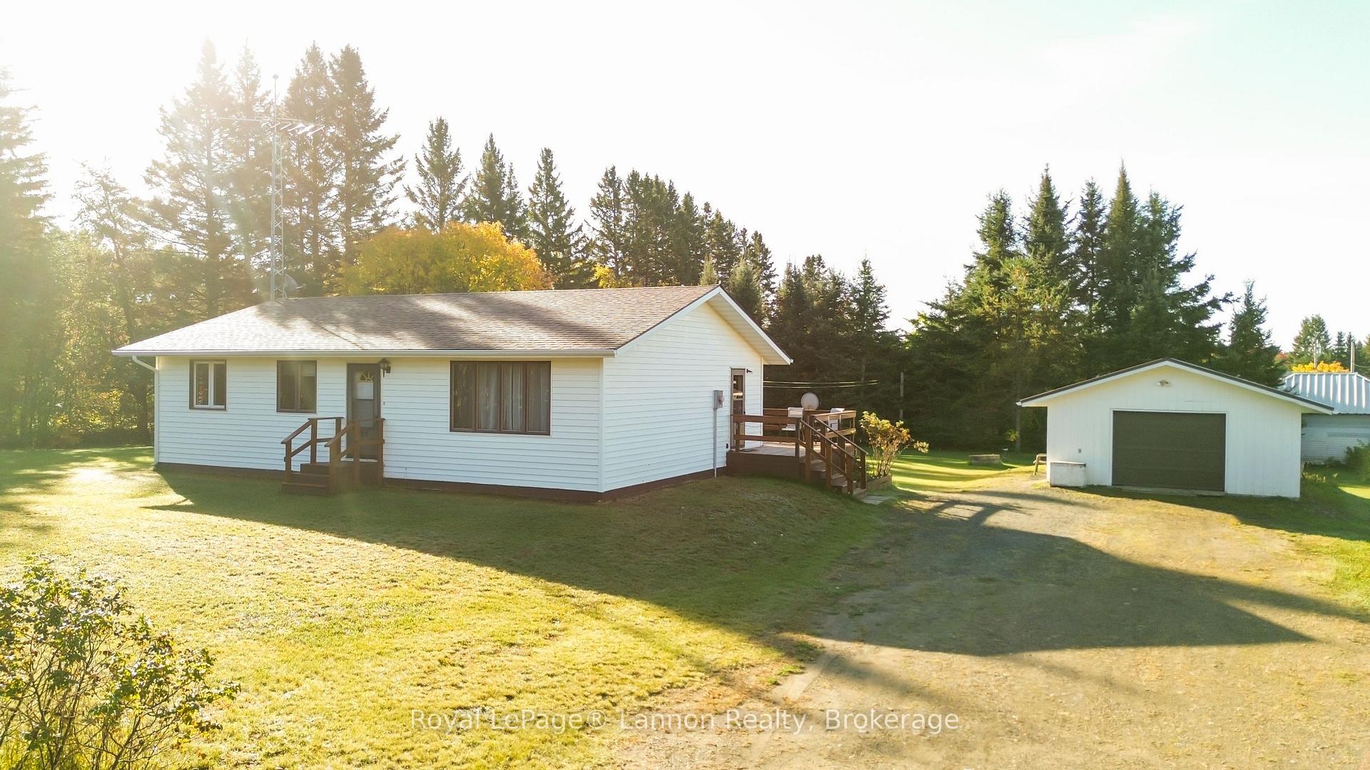Photo 36 of 5 Martyn Drive, Oliver Paipoonge, Kakabeka Falls — HOMEH