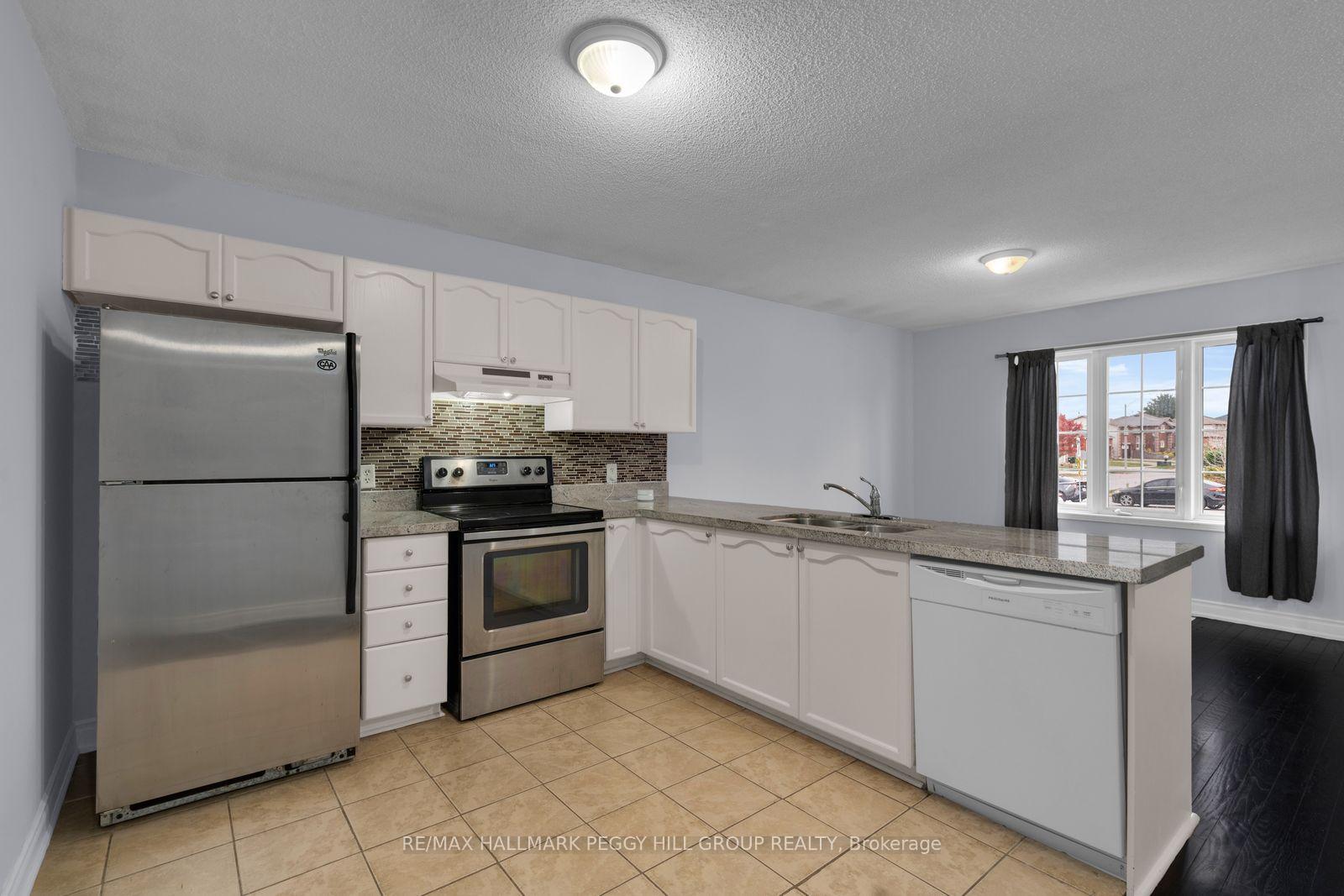 Photo 5 of Unit Upper, 152 Madelaine Drive, Barrie, Painswick South — HOMEH
