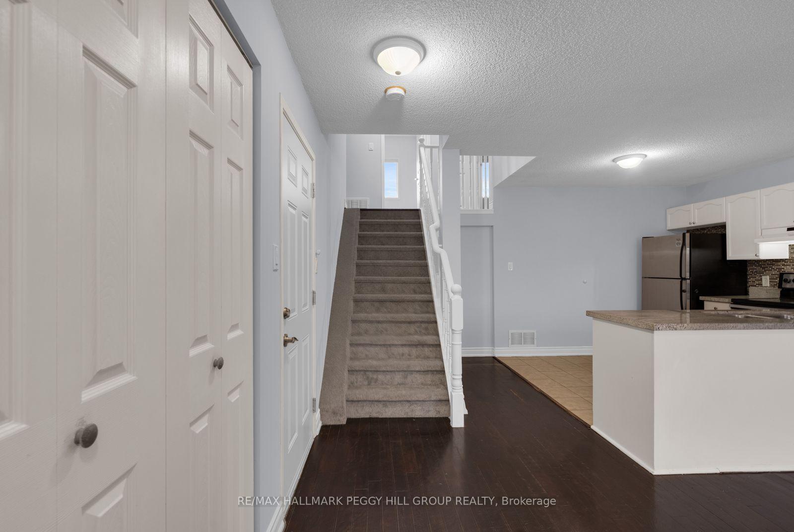 Photo 7 of Unit Upper, 152 Madelaine Drive, Barrie, Painswick South — HOMEH