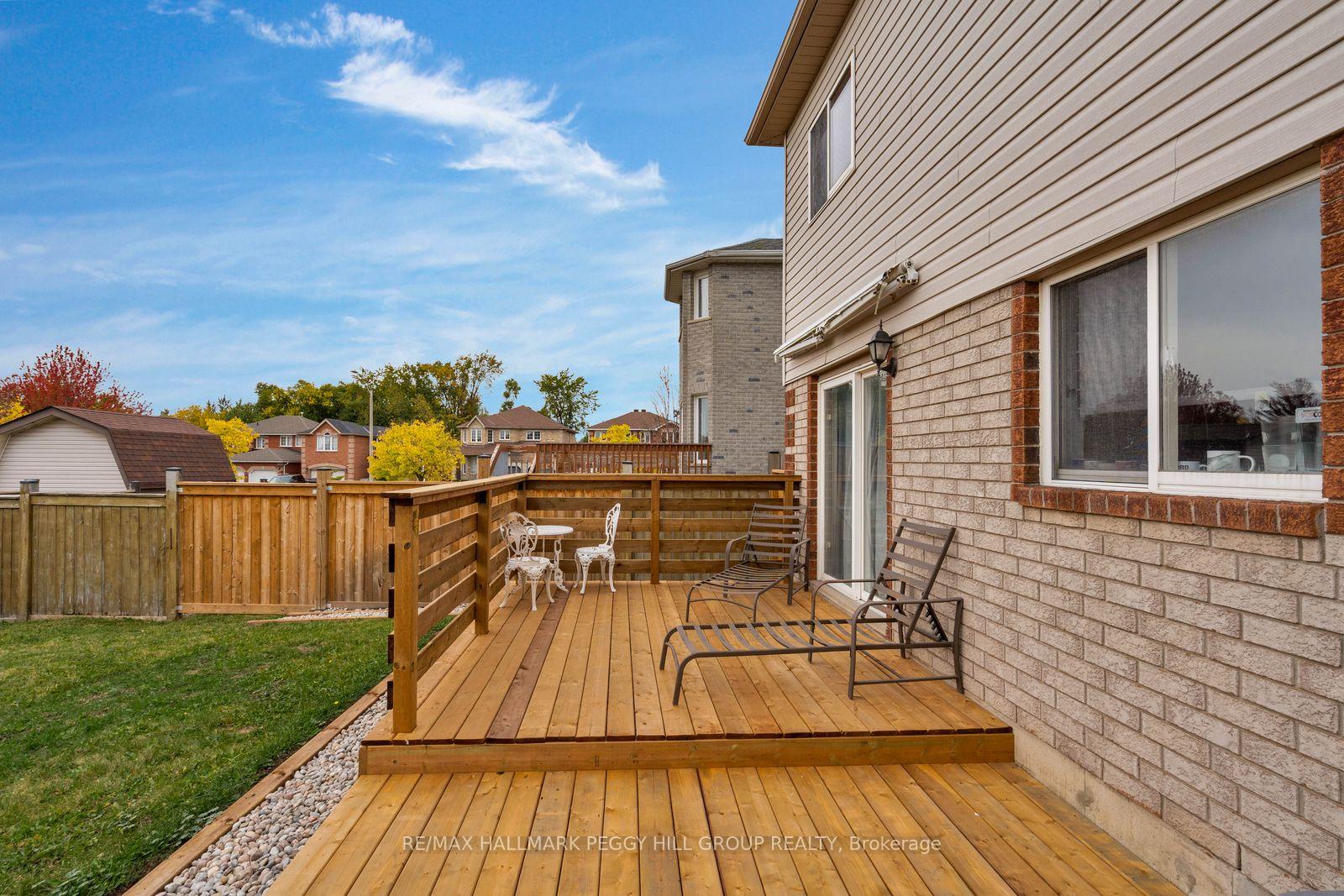 Photo 16 of Unit Upper, 152 Madelaine Drive, Barrie, Painswick South — HOMEH