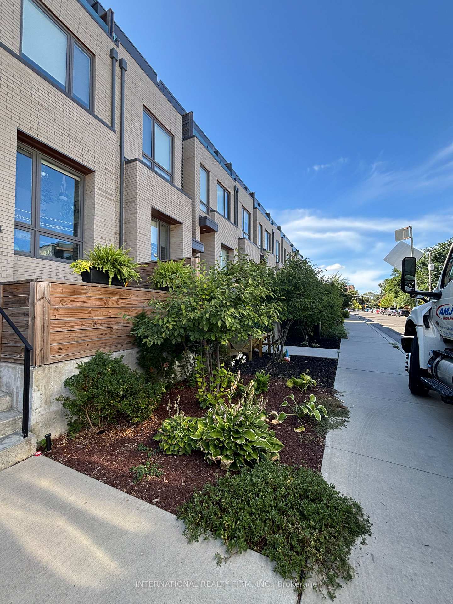 Photo of 48 Perth Avenue