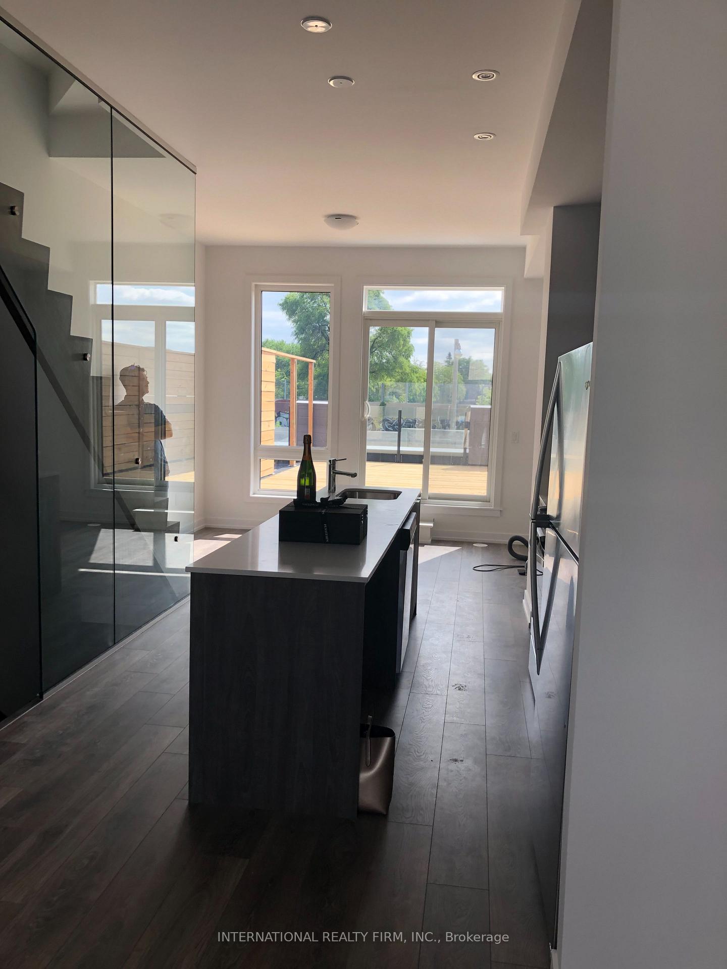 Photo 41 of 48 Perth Avenue, Toronto, Dufferin Grove — HOMEH