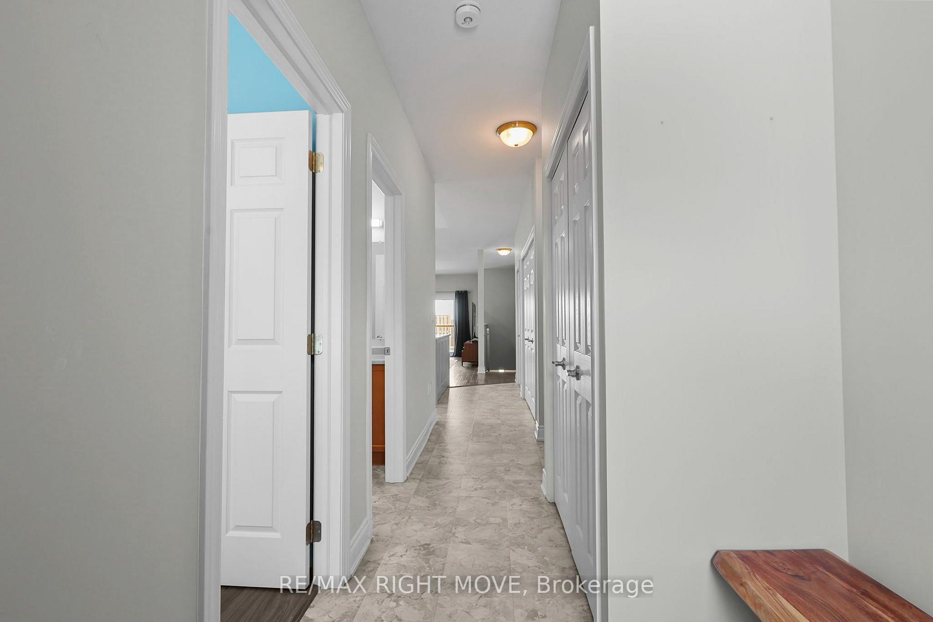 Photo 4 of 40 Lily Drive, Orillia — HOMEH
