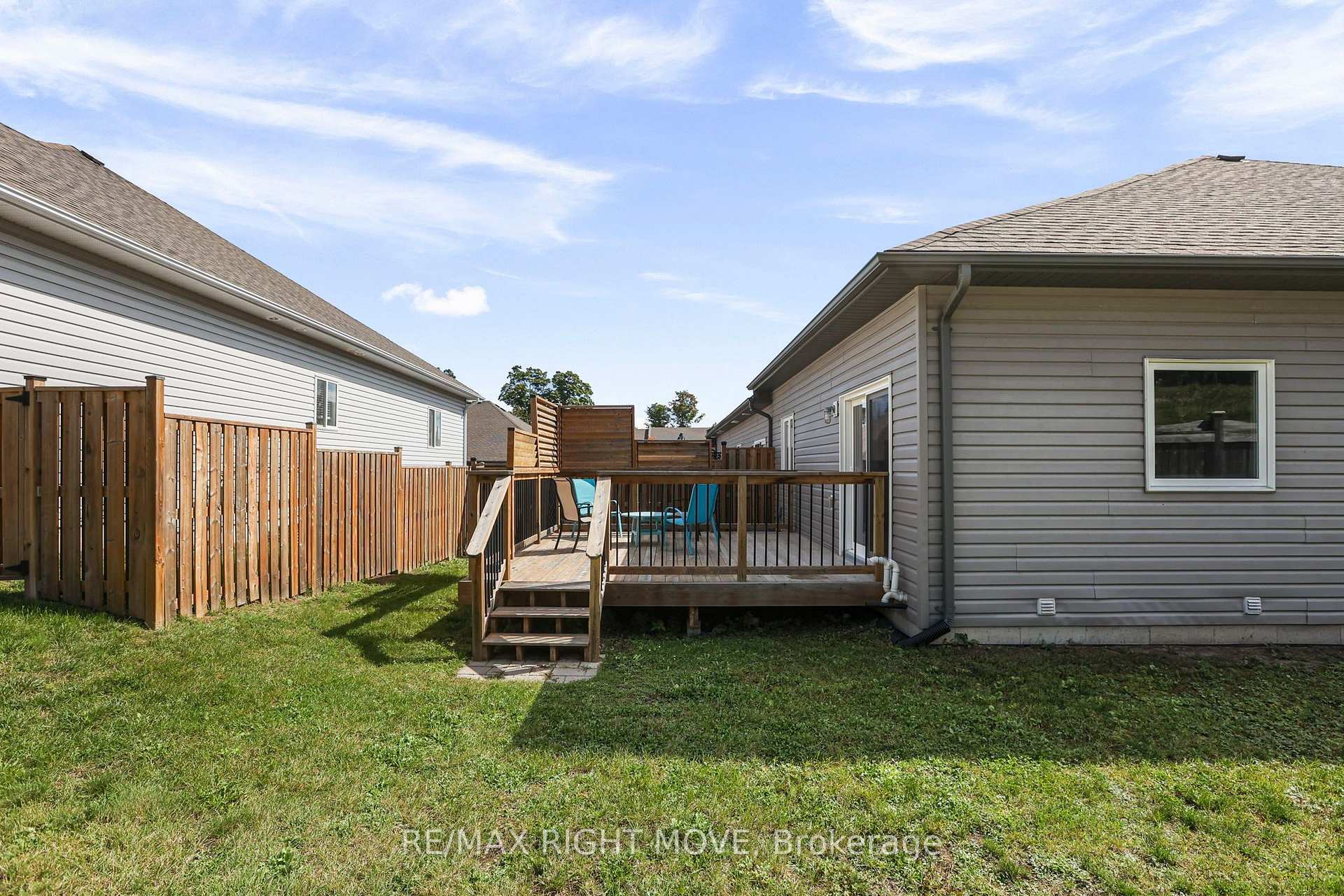 Photo 26 of 40 Lily Drive, Orillia — HOMEH
