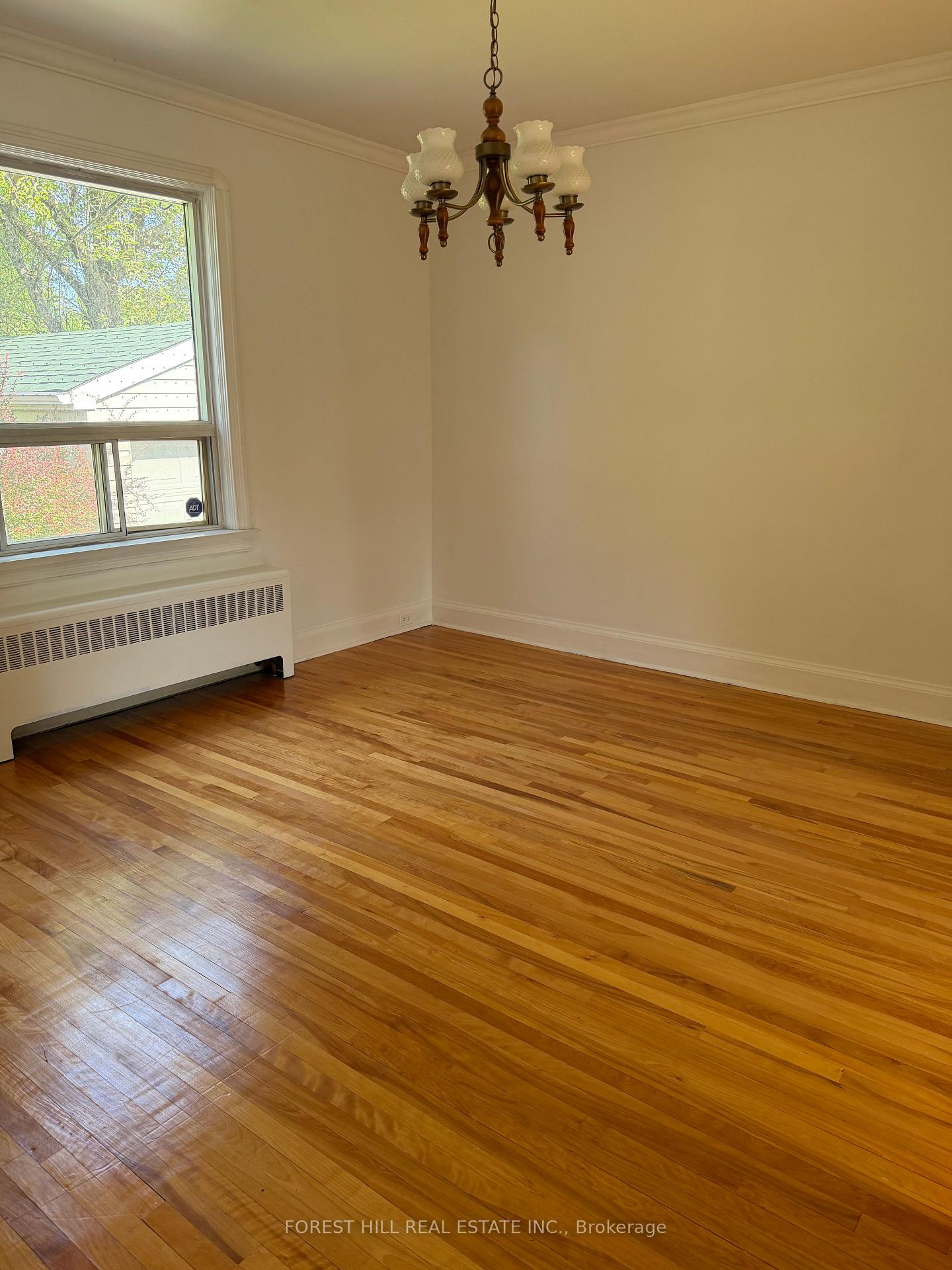 Photo 11 of 55 Craigmore Crescent, North York, Willowdale East — HOMEH
