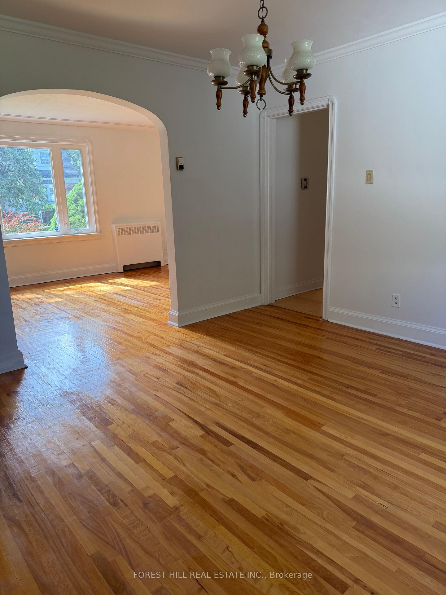 Photo 13 of 55 Craigmore Crescent, North York, Willowdale East — HOMEH