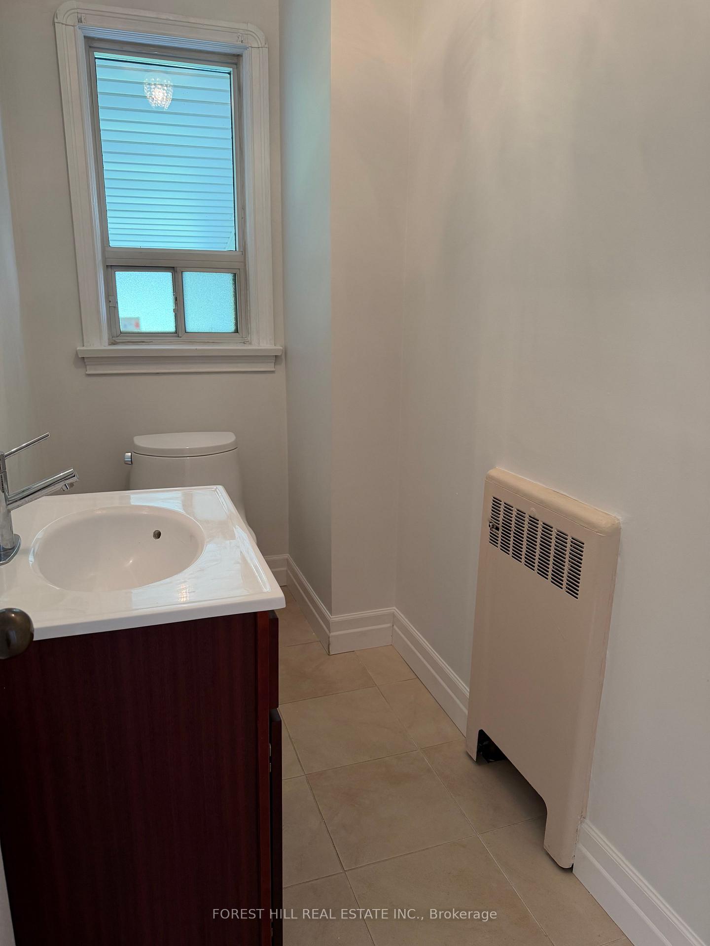 Photo 15 of 55 Craigmore Crescent, North York, Willowdale East — HOMEH
