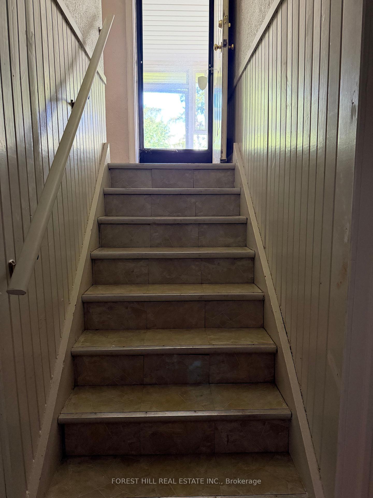 Photo 24 of 55 Craigmore Crescent, North York, Willowdale East — HOMEH