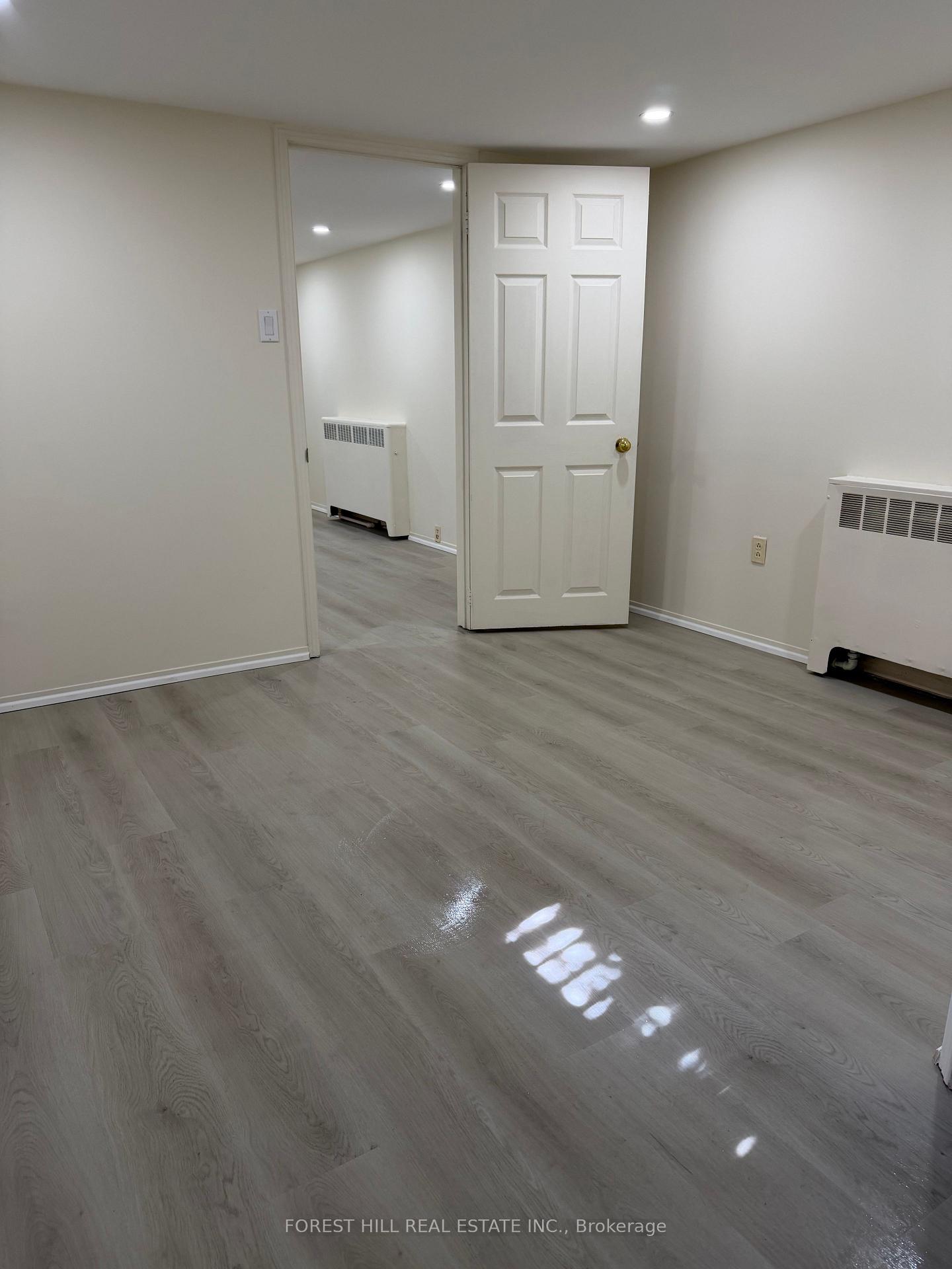 Photo 26 of 55 Craigmore Crescent, North York, Willowdale East — HOMEH