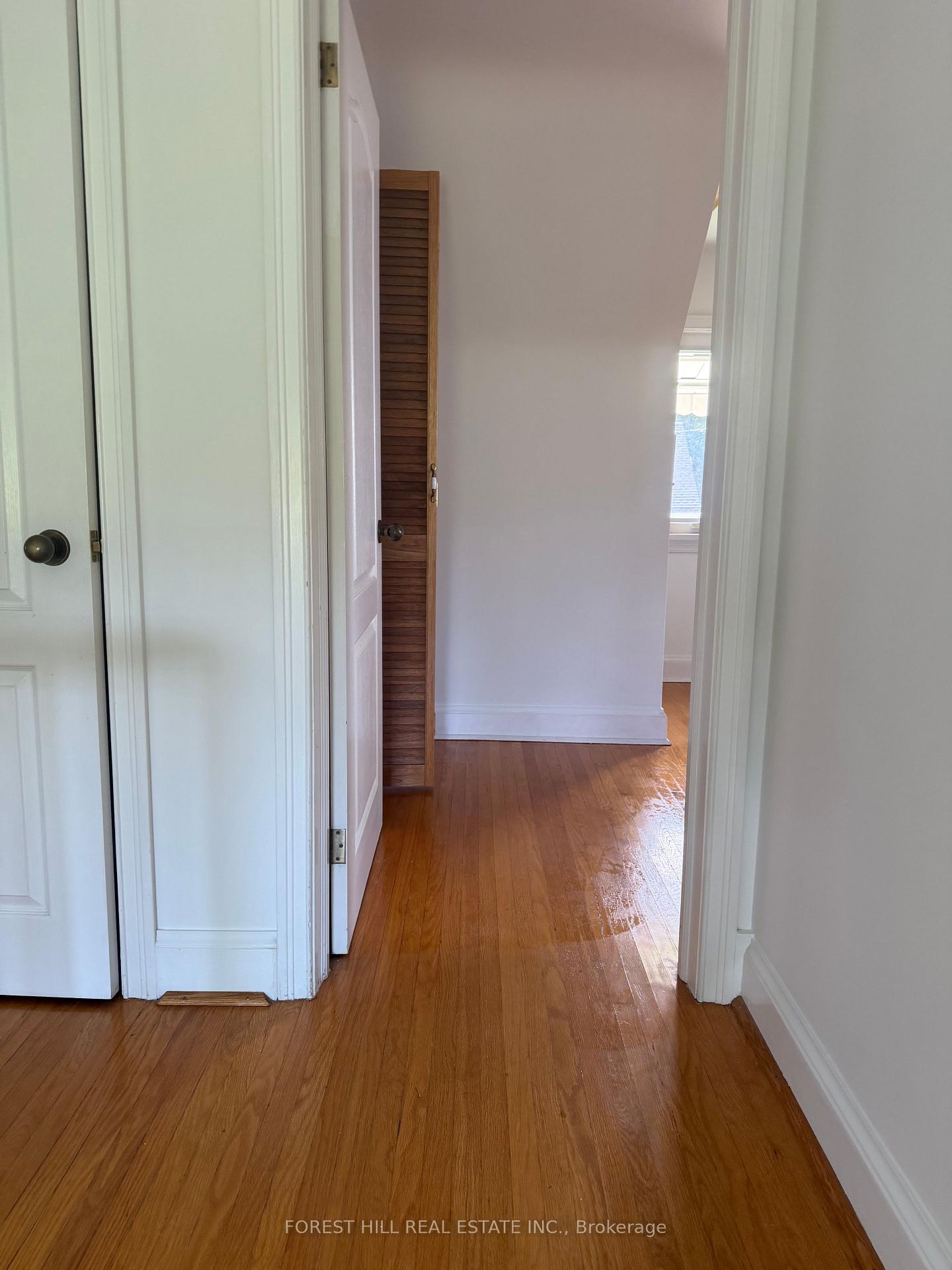 Photo 42 of 55 Craigmore Crescent, North York, Willowdale East — HOMEH