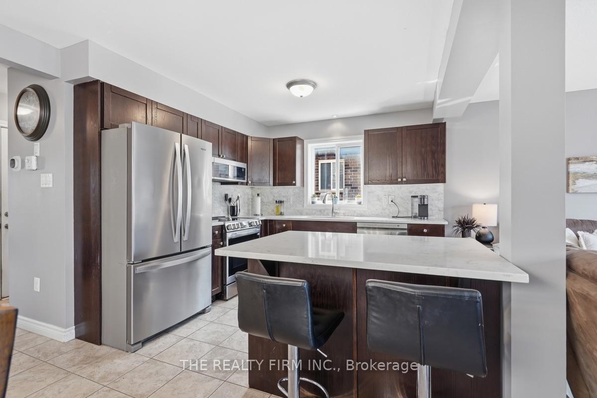 Photo 15 of 1830 Couldridge Way, London, North S — HOMEH