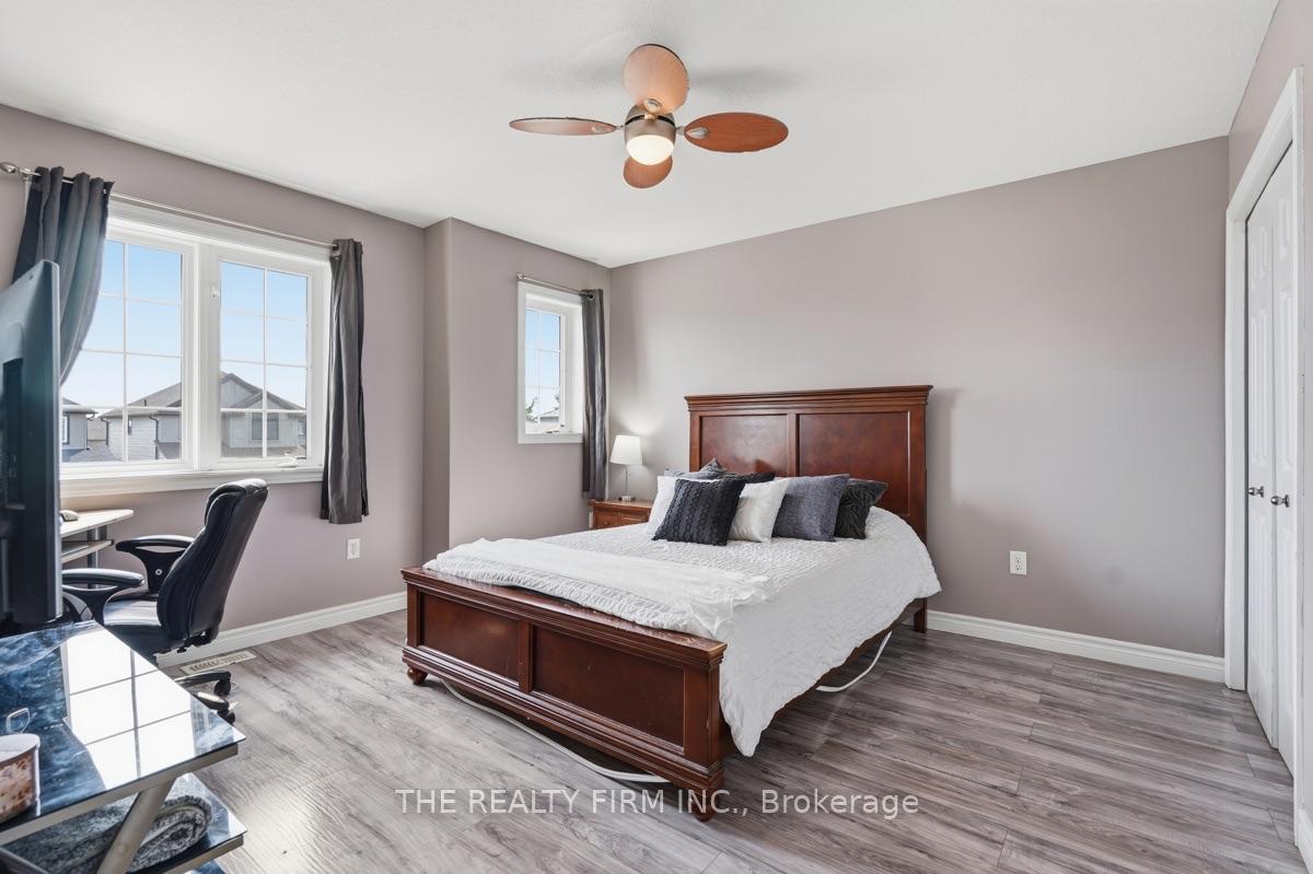 Photo 24 of 1830 Couldridge Way, London, North S — HOMEH