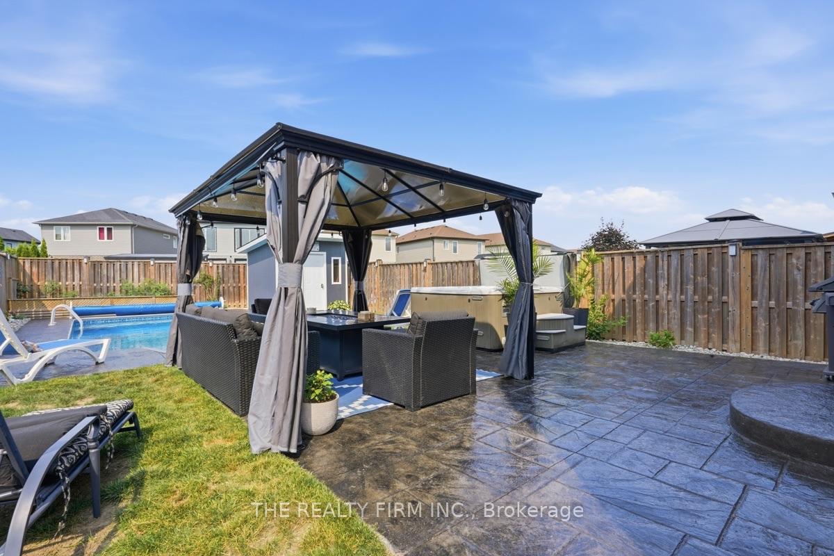 Photo 32 of 1830 Couldridge Way, London, North S — HOMEH
