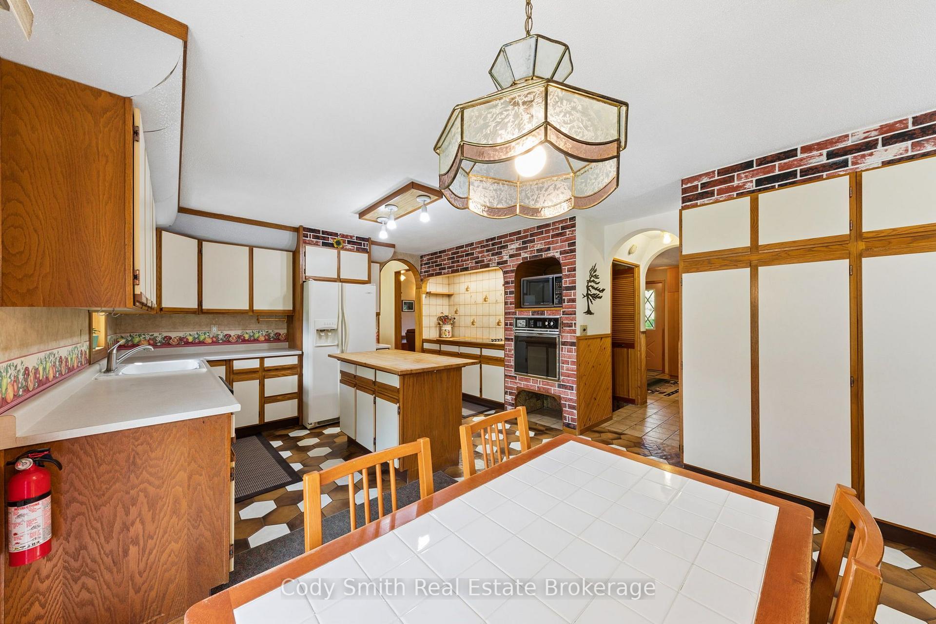 Photo 20 of 2080 Sandhill Road, Tay, Rural Tay — HOMEH
