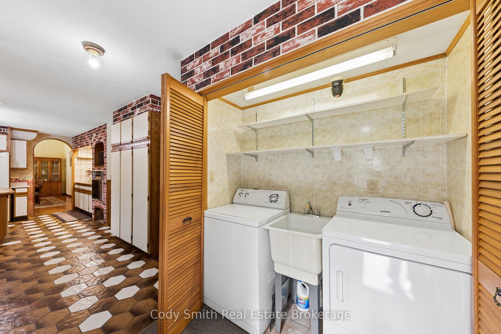 Photo 26 of 2080 Sandhill Road, Tay, Rural Tay — HOMEH