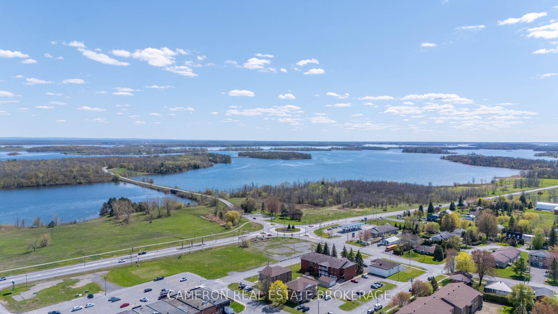 Photo 2 of 27 Long Sault Drive, South Stormont, Long Sault — HOMEH