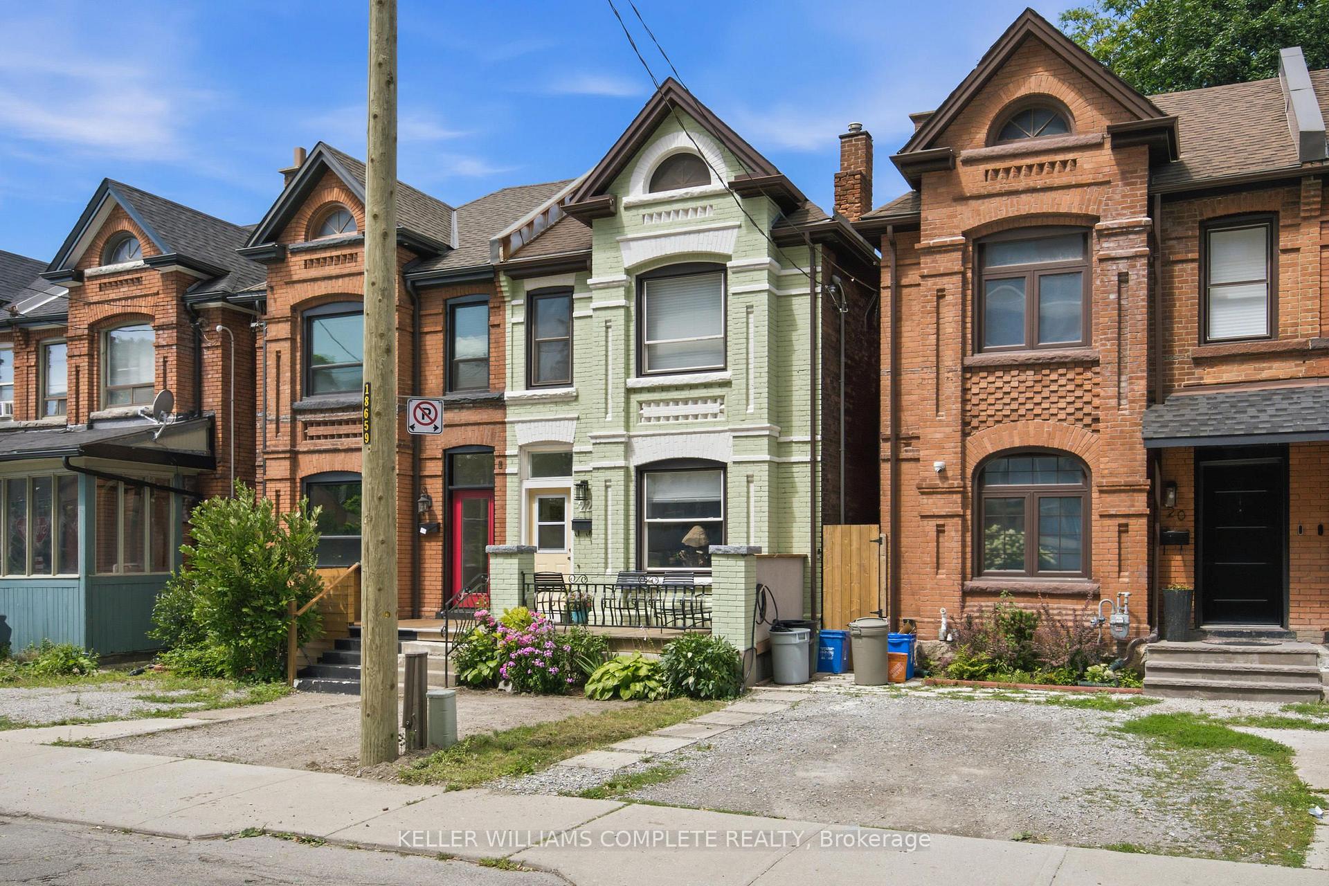 Photo 2 of 22 Spring Street, Hamilton, Corktown — HOMEH